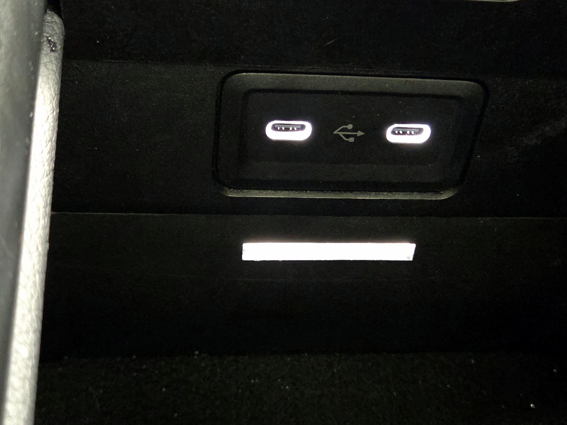 Thumbnail: 2024 Mercedes-Benz C-Class - 18