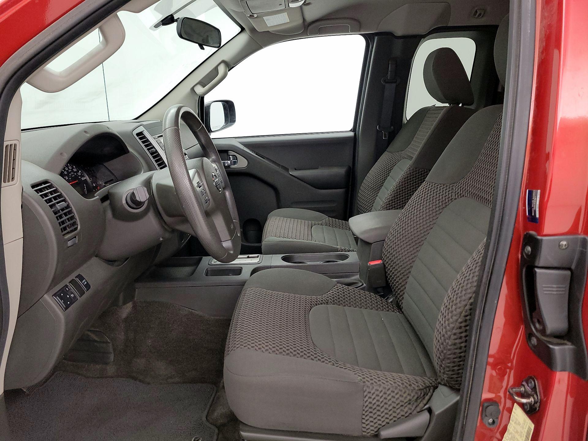 Thumbnail: 2015 Nissan Frontier - 11