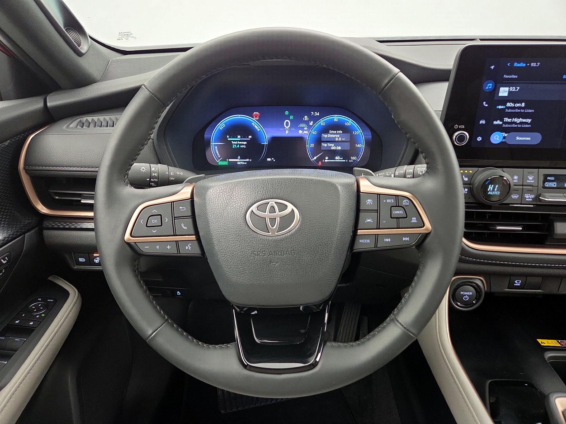 Thumbnail: 2025 Toyota Highlander - 10