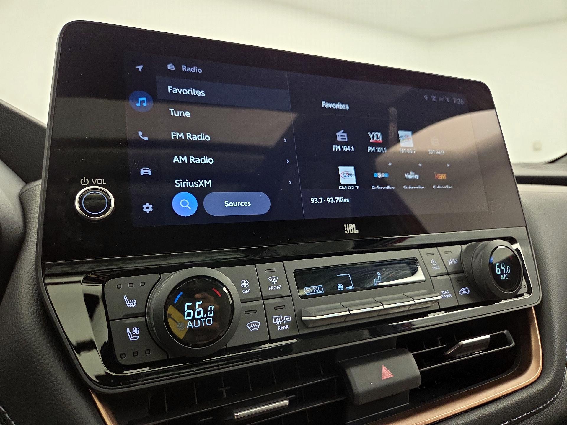 Thumbnail: 2025 Toyota Highlander - 15