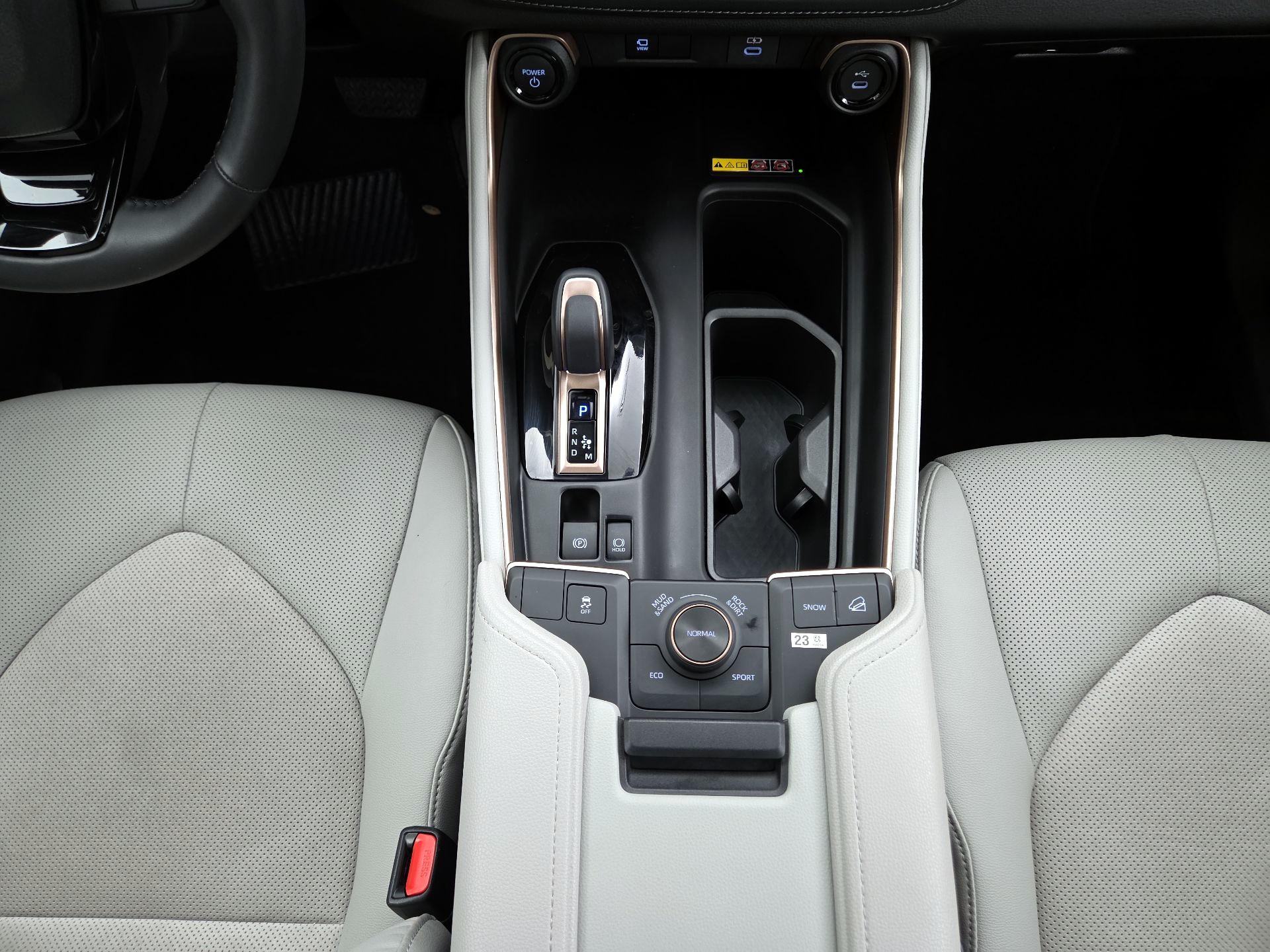 Thumbnail: 2025 Toyota Highlander - 17