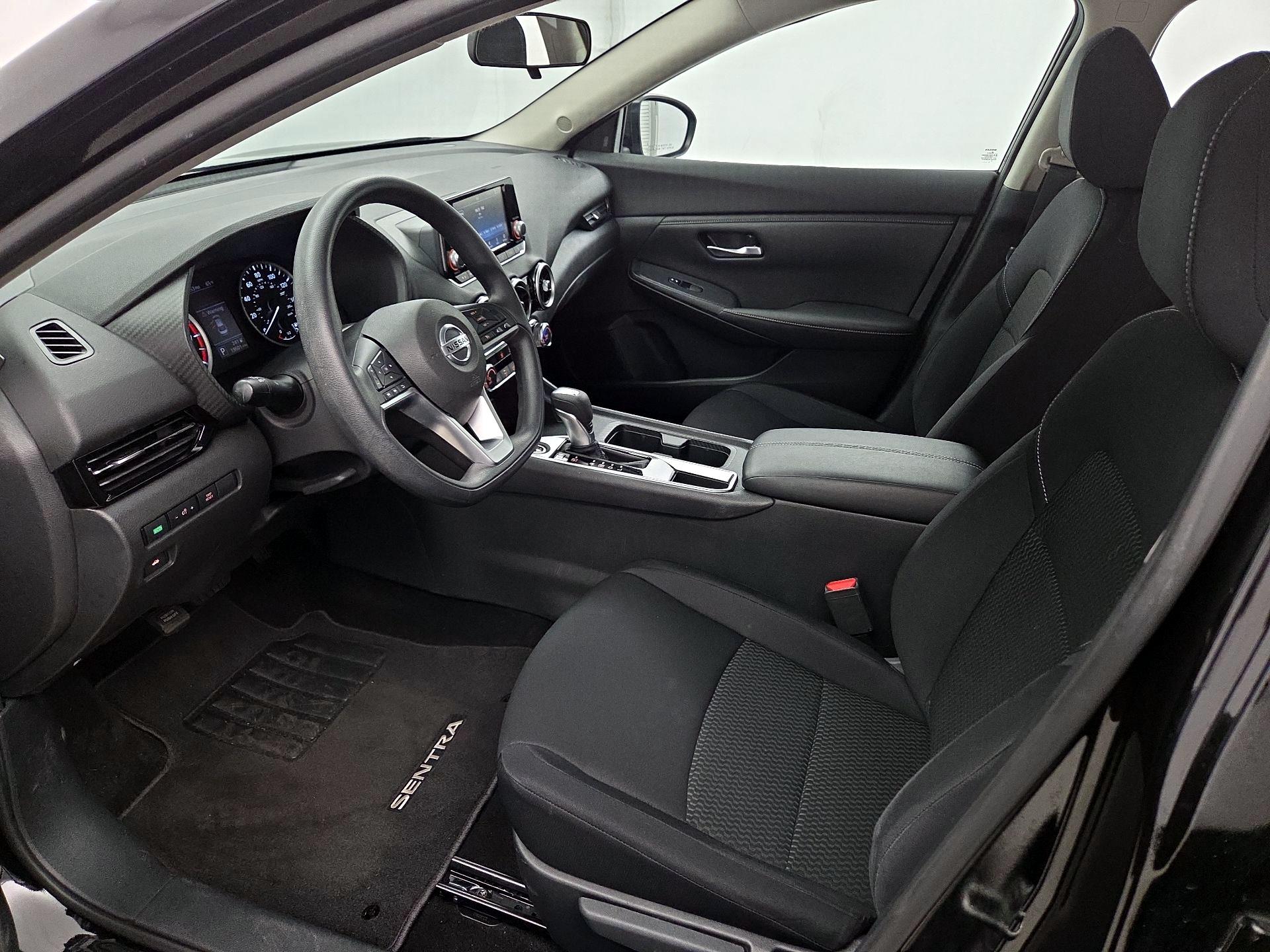 Thumbnail: 2020 Nissan Sentra - 11