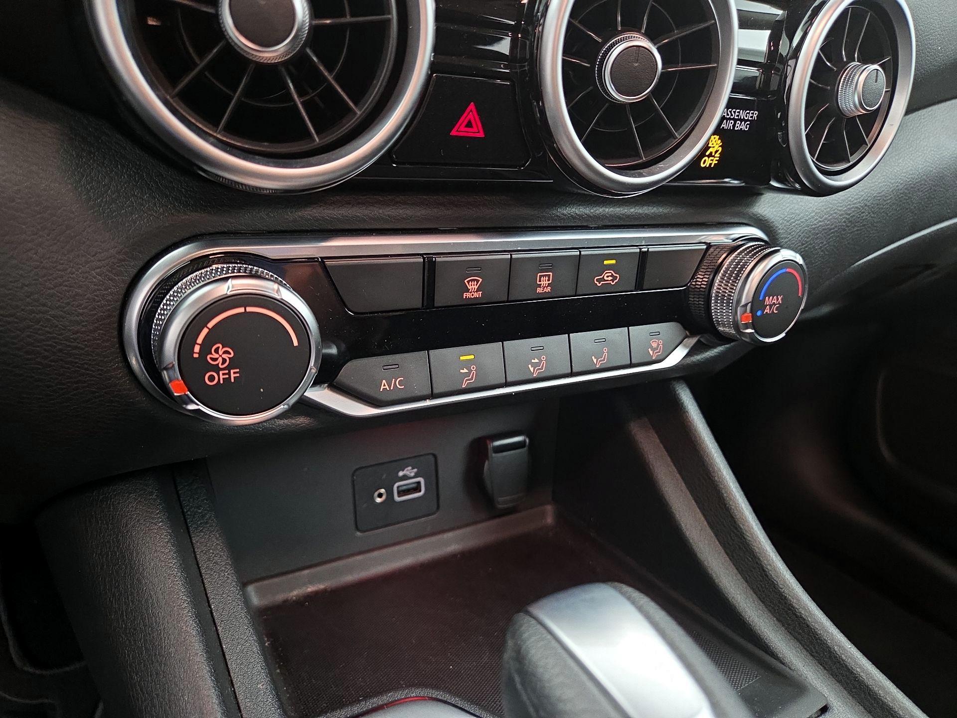 Thumbnail: 2020 Nissan Sentra - 16