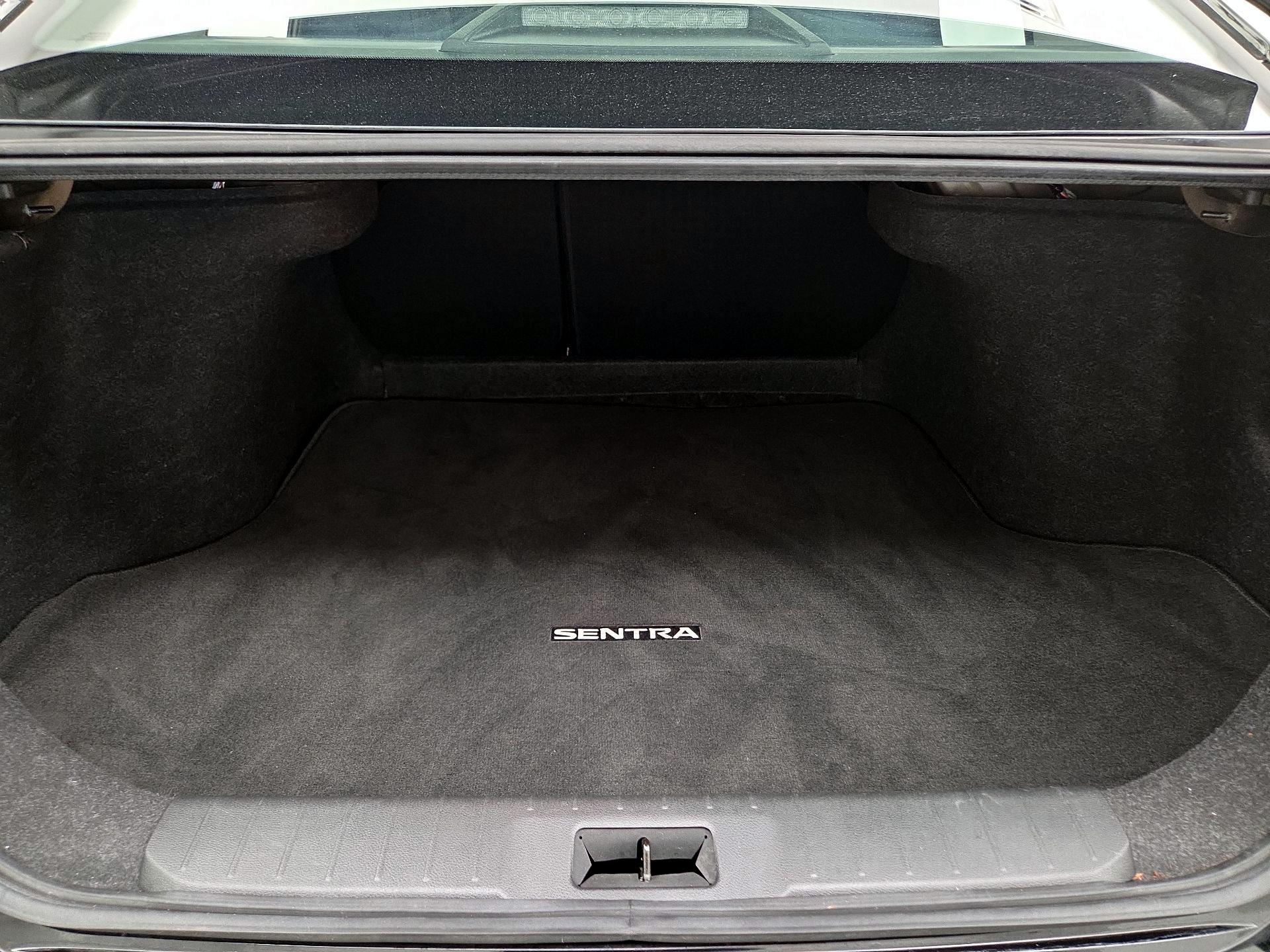 Thumbnail: 2020 Nissan Sentra - 20