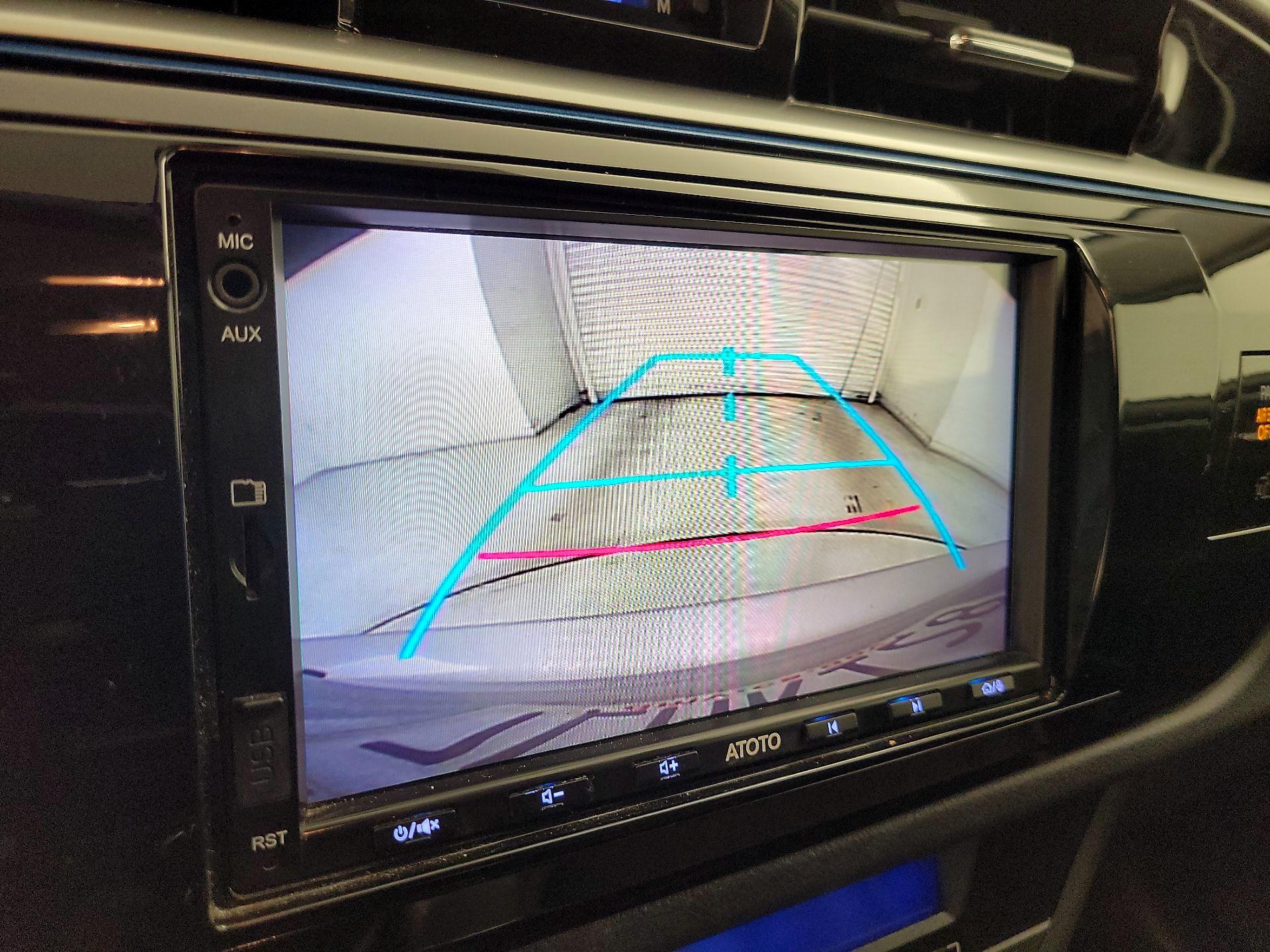 Thumbnail: 2015 Toyota Corolla - 14