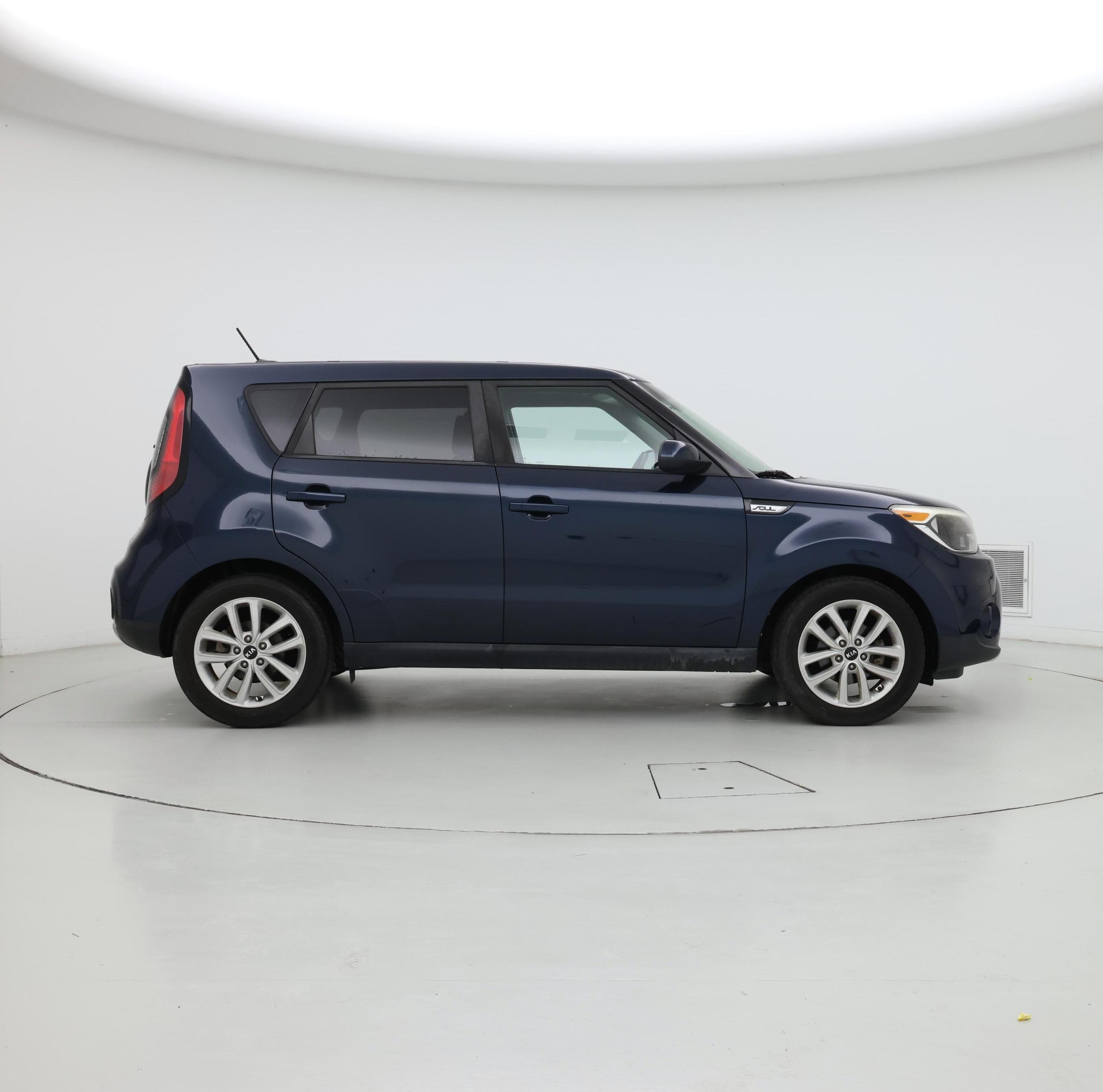 Thumbnail: 2017 Kia Soul - 7