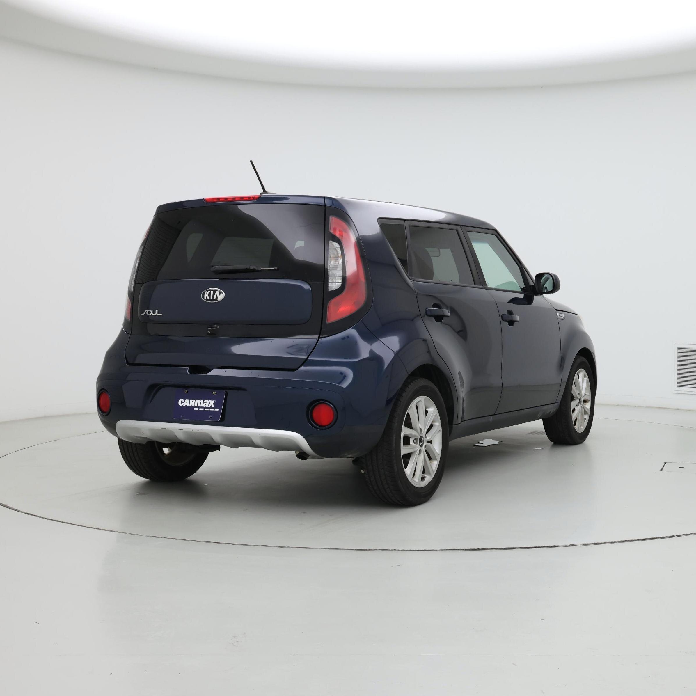 Thumbnail: 2017 Kia Soul - 8