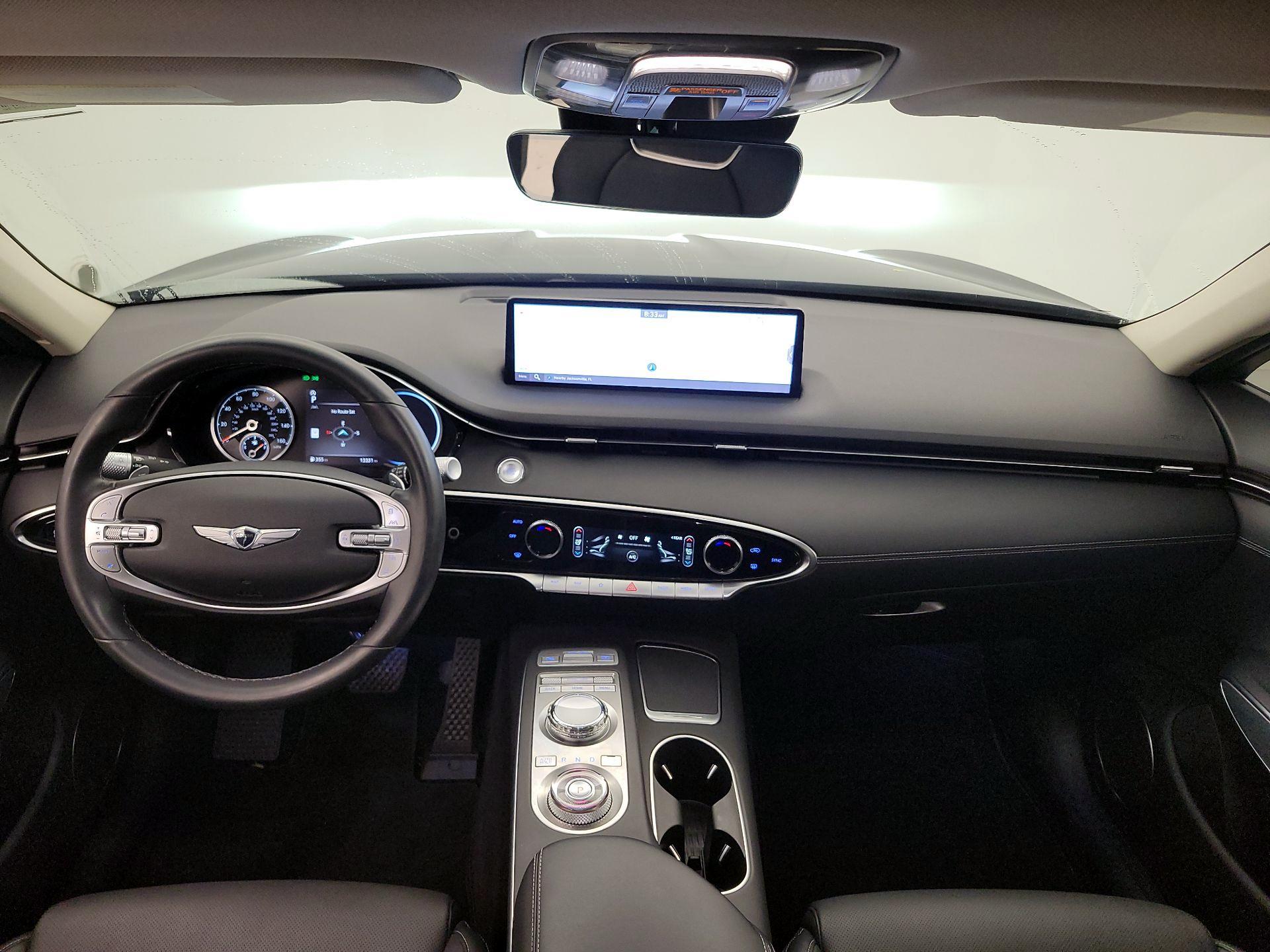 Thumbnail: 2022 Genesis GV70 - 9