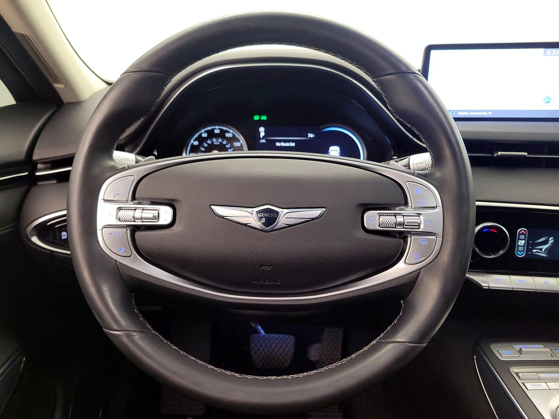 Thumbnail: 2022 Genesis GV70 - 10