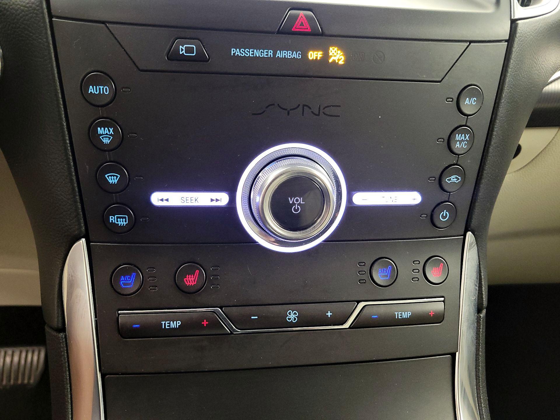 Thumbnail: 2020 Ford Edge - 17