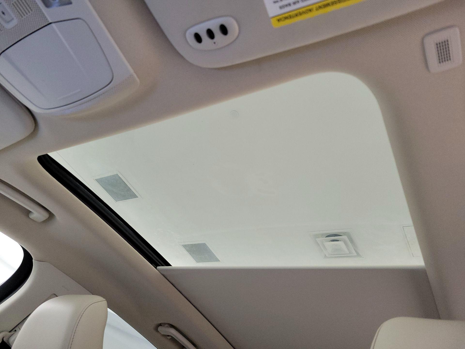 Thumbnail: 2020 Ford Edge - 20