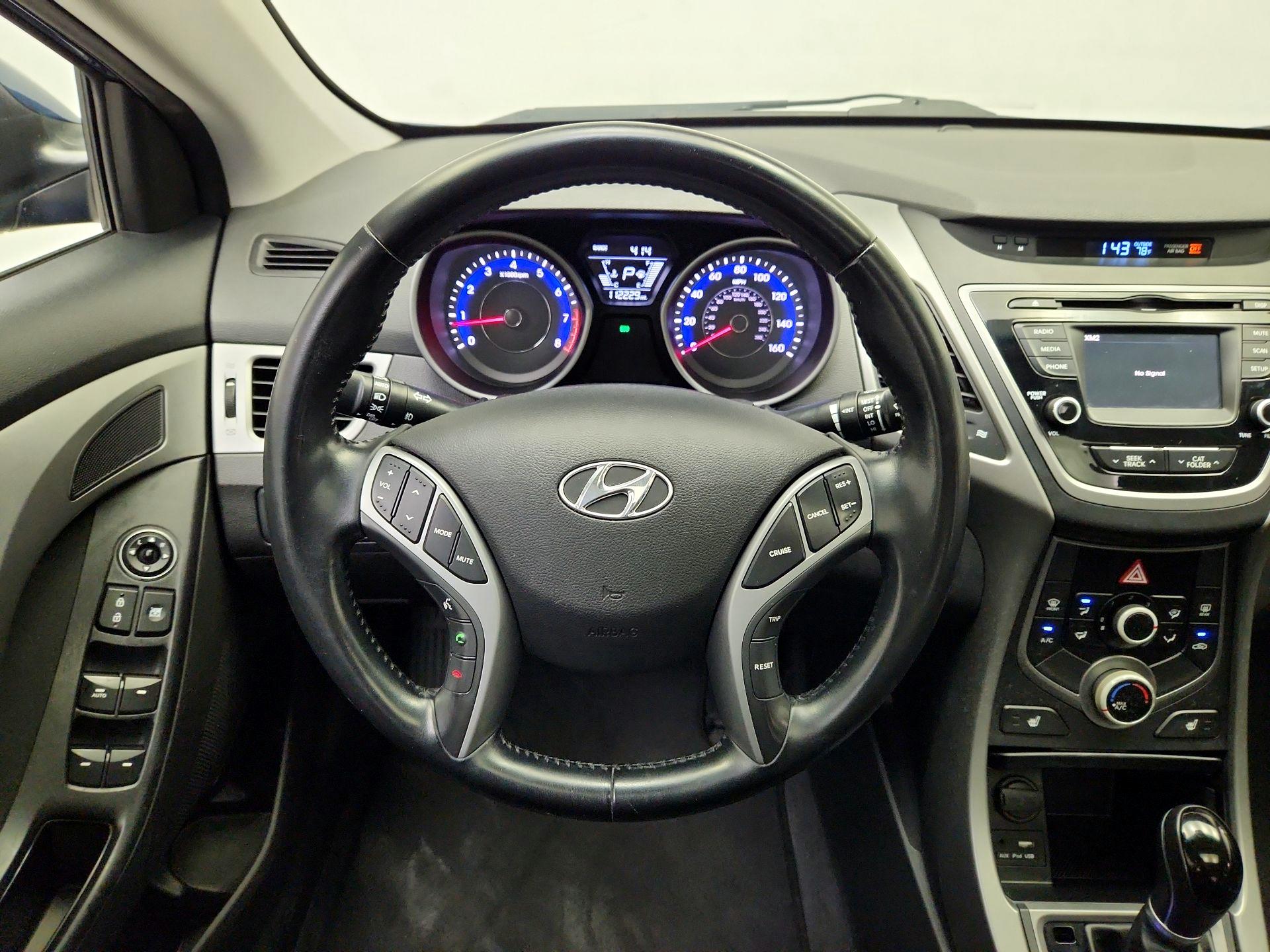 Thumbnail: 2016 Hyundai Elantra - 10