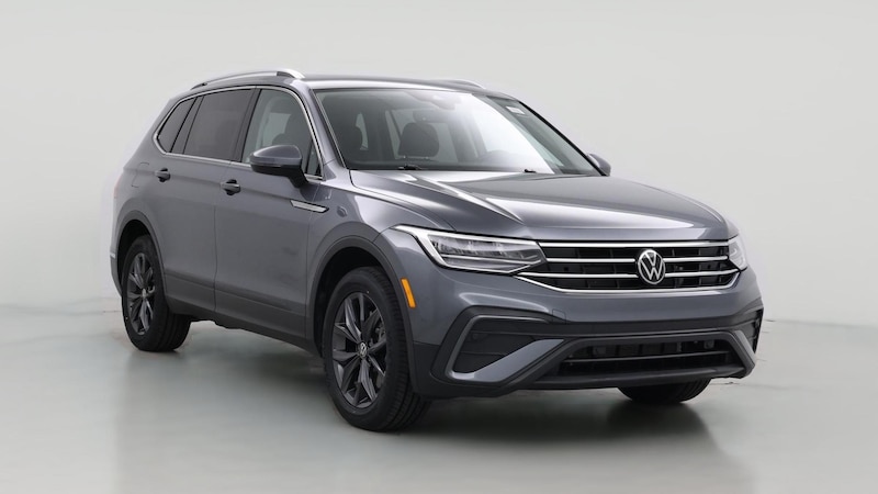 2022 Volkswagen Tiguan SE Hero Image