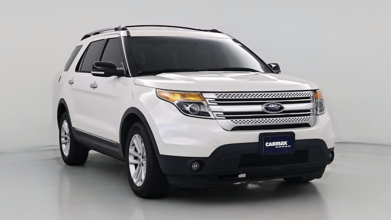 2015 Ford Explorer XLT Hero Image