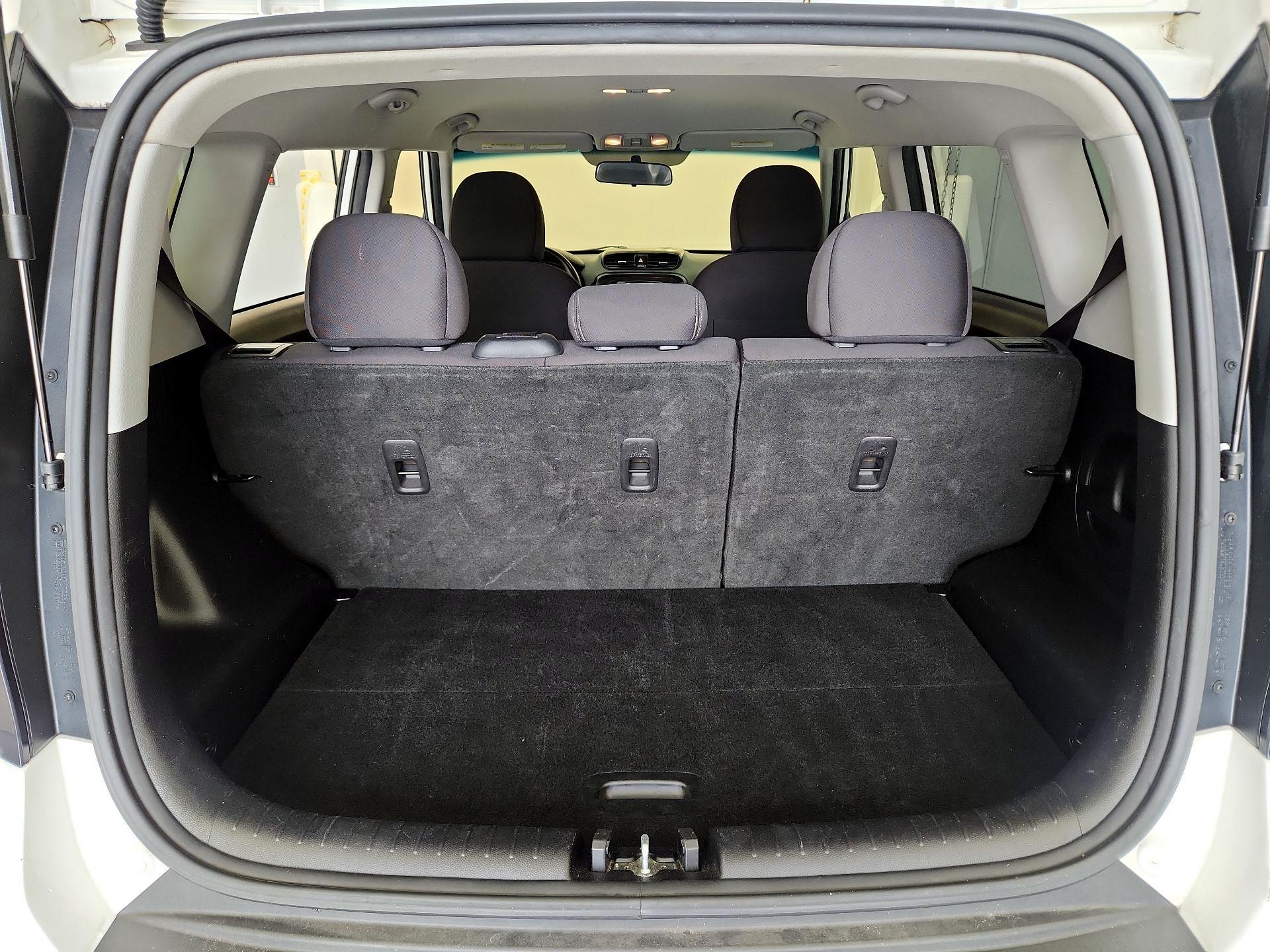 Thumbnail: 2016 Kia Soul - 20