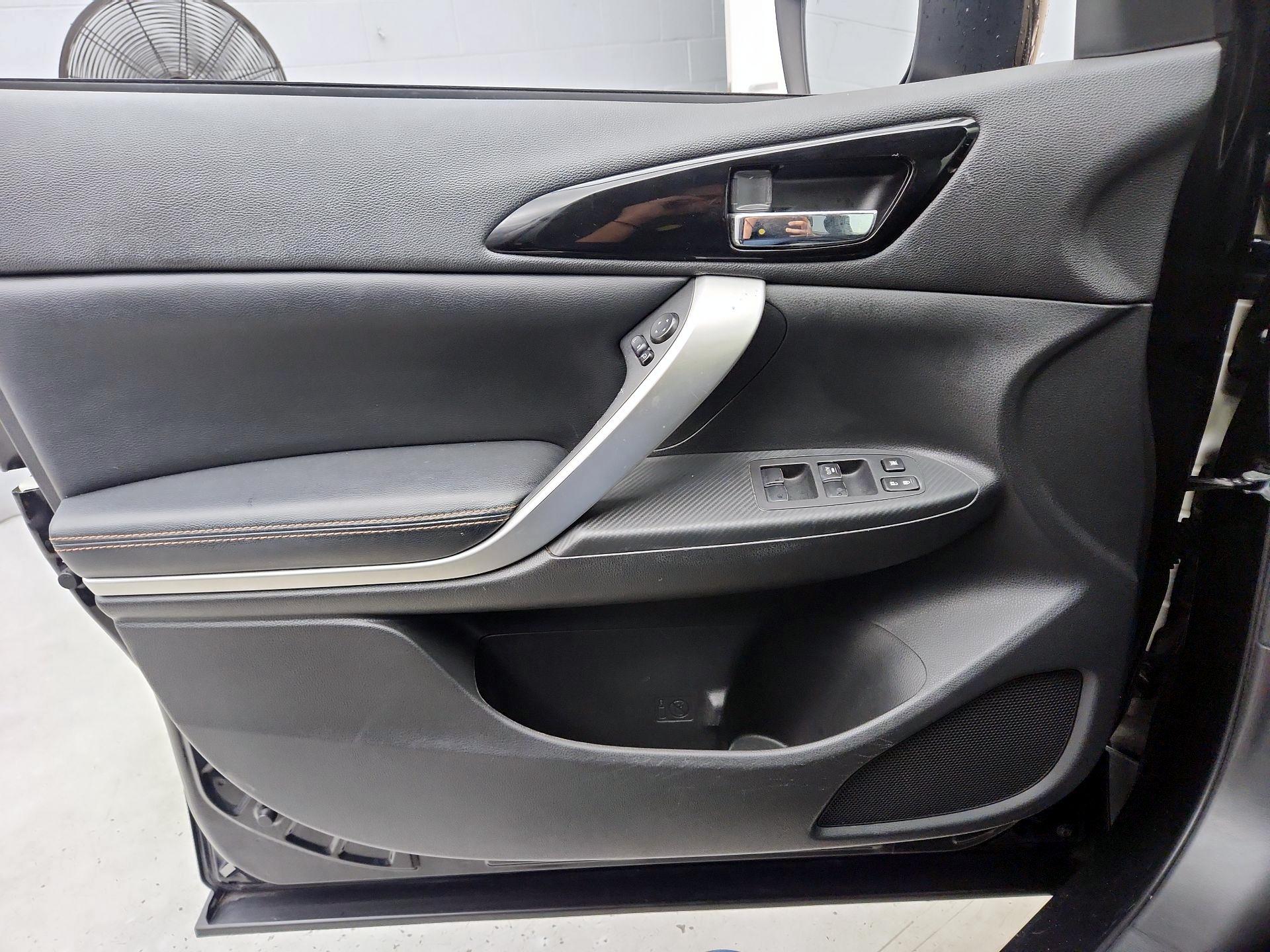 Thumbnail: 2020 Mitsubishi Eclipse Cross - 12