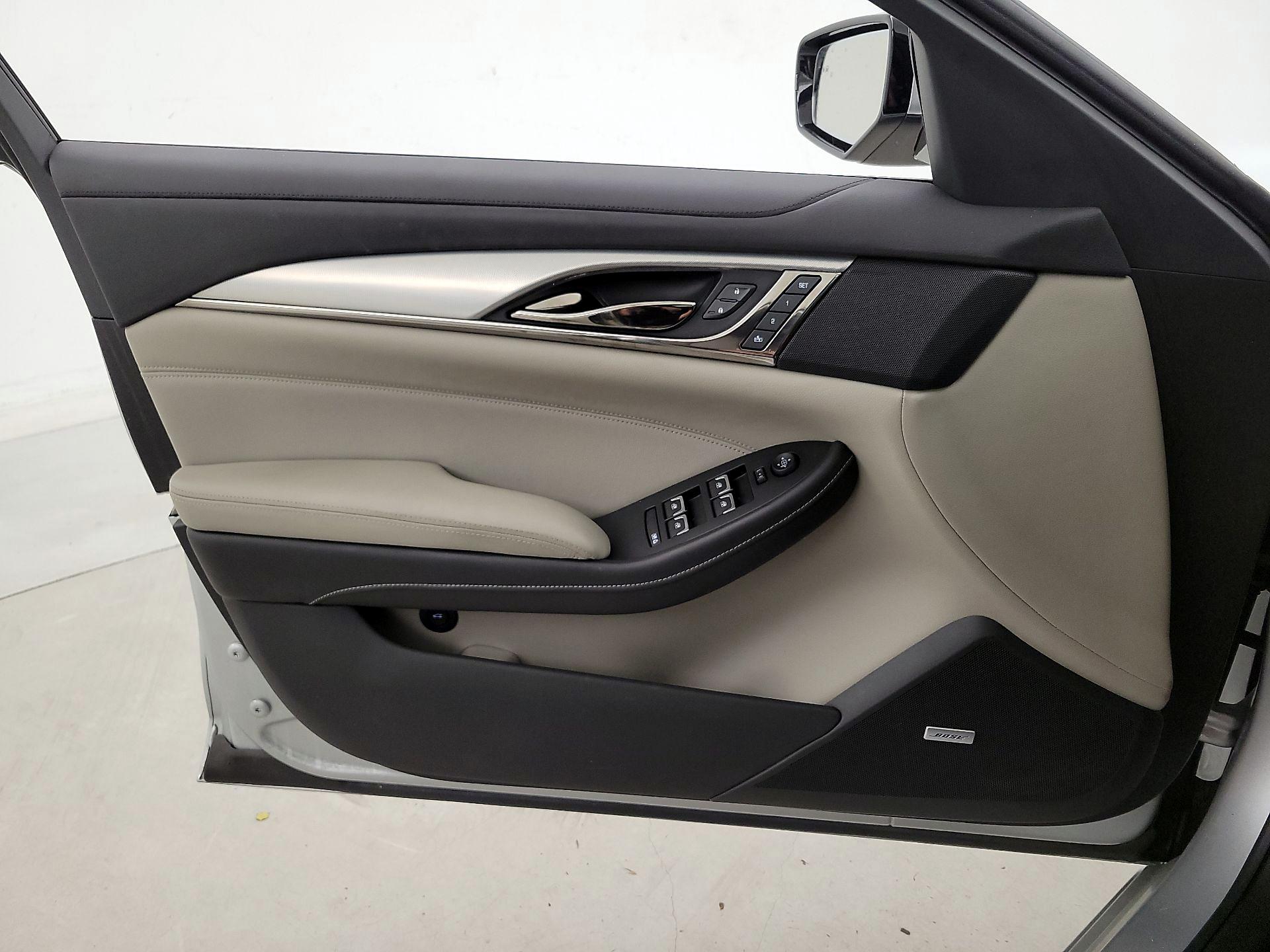 Thumbnail: 2019 Cadillac CTS - 12