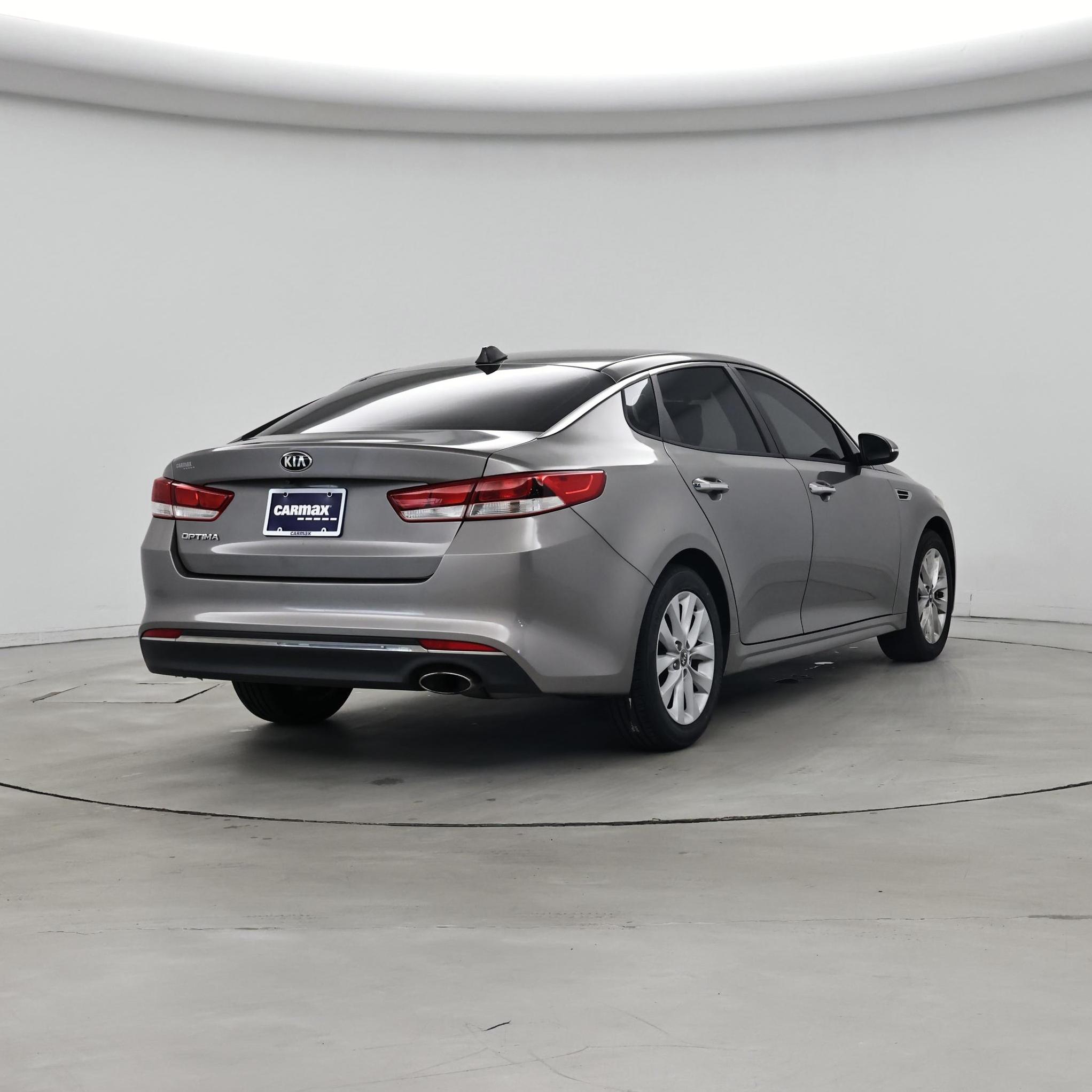 Thumbnail: 2016 Kia Optima - 8