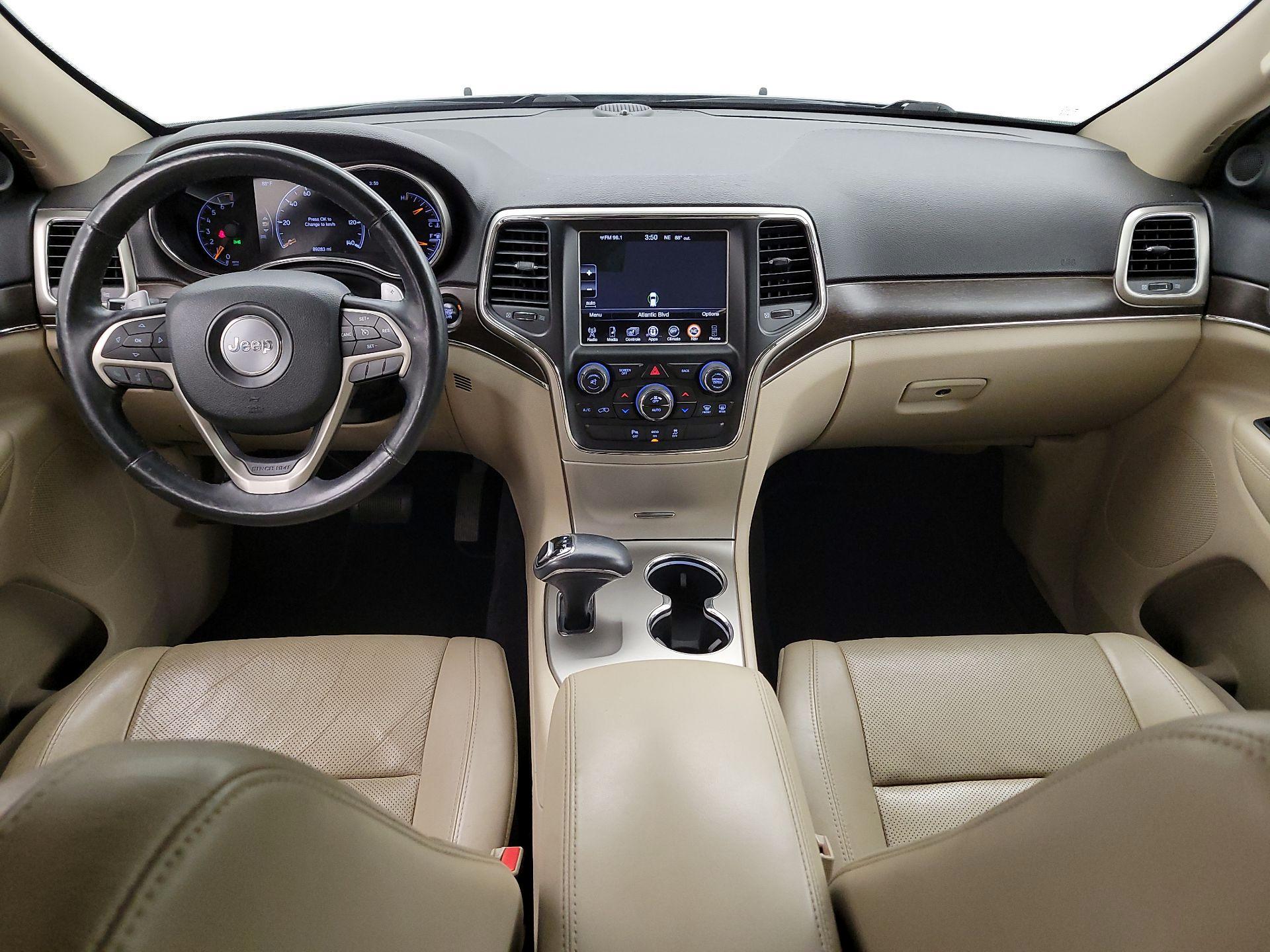 Thumbnail: 2015 Jeep Grand Cherokee - 9