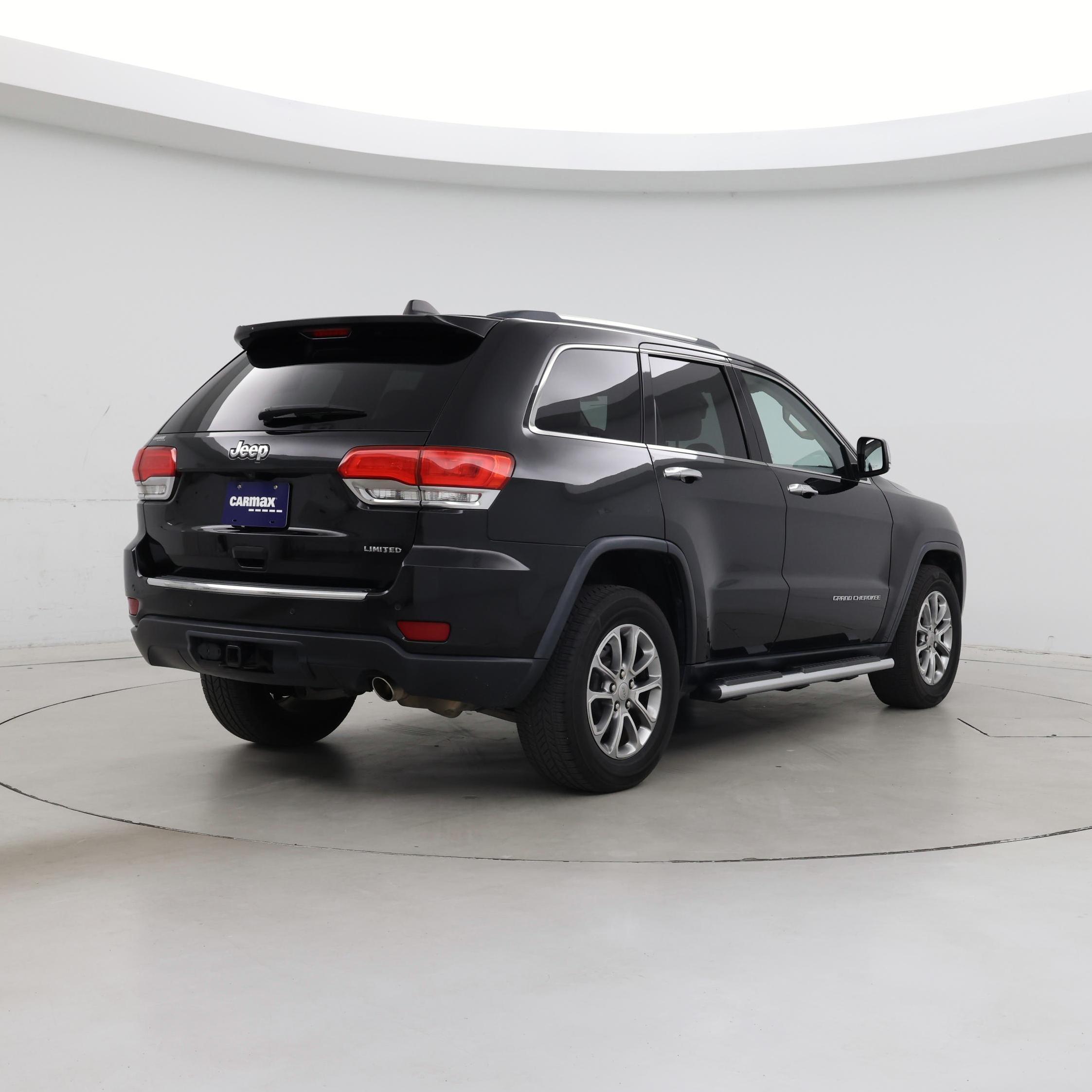 Thumbnail: 2015 Jeep Grand Cherokee - 8