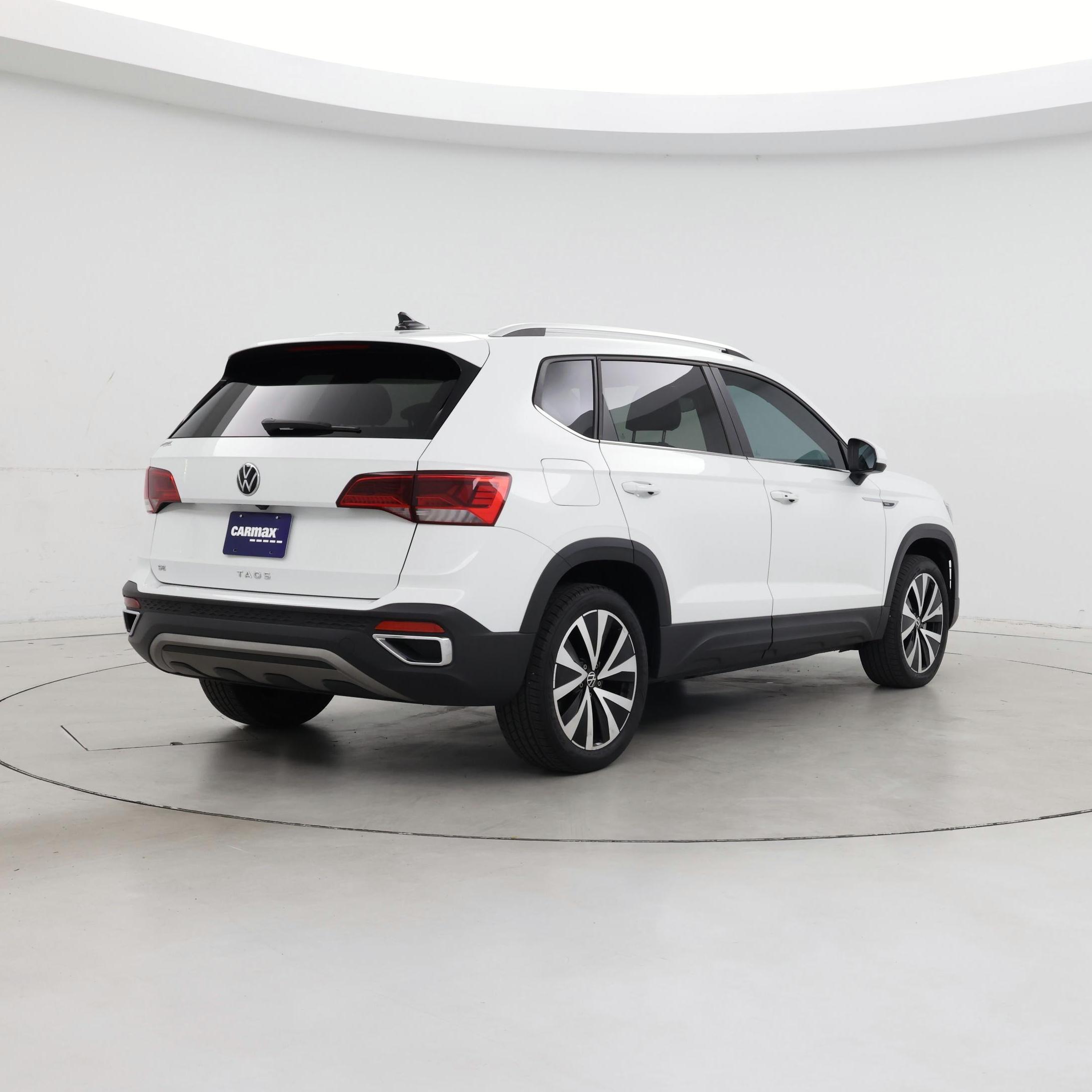 Thumbnail: 2023 Volkswagen Taos - 8