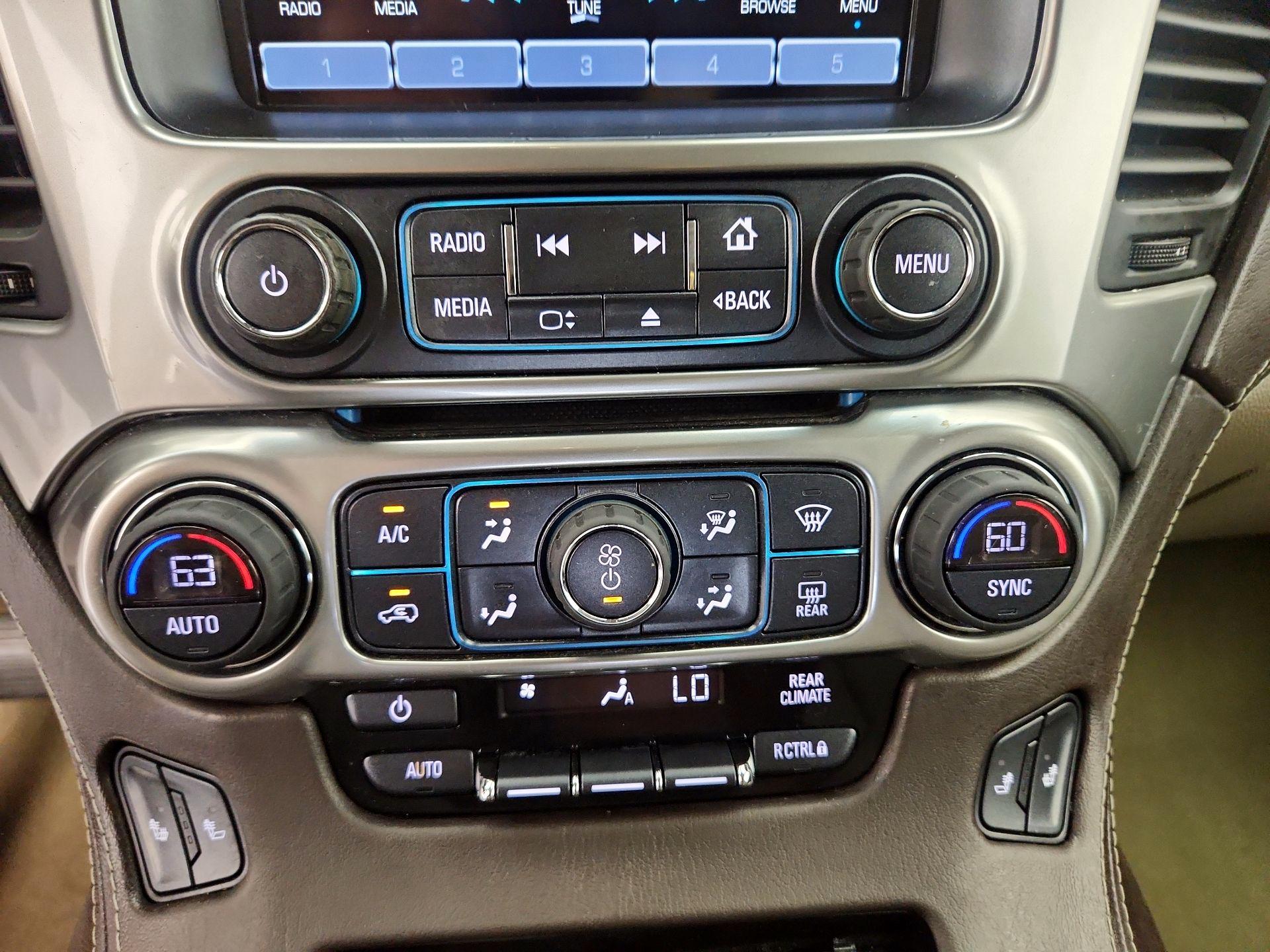 Thumbnail: 2017 Chevrolet Tahoe - 16
