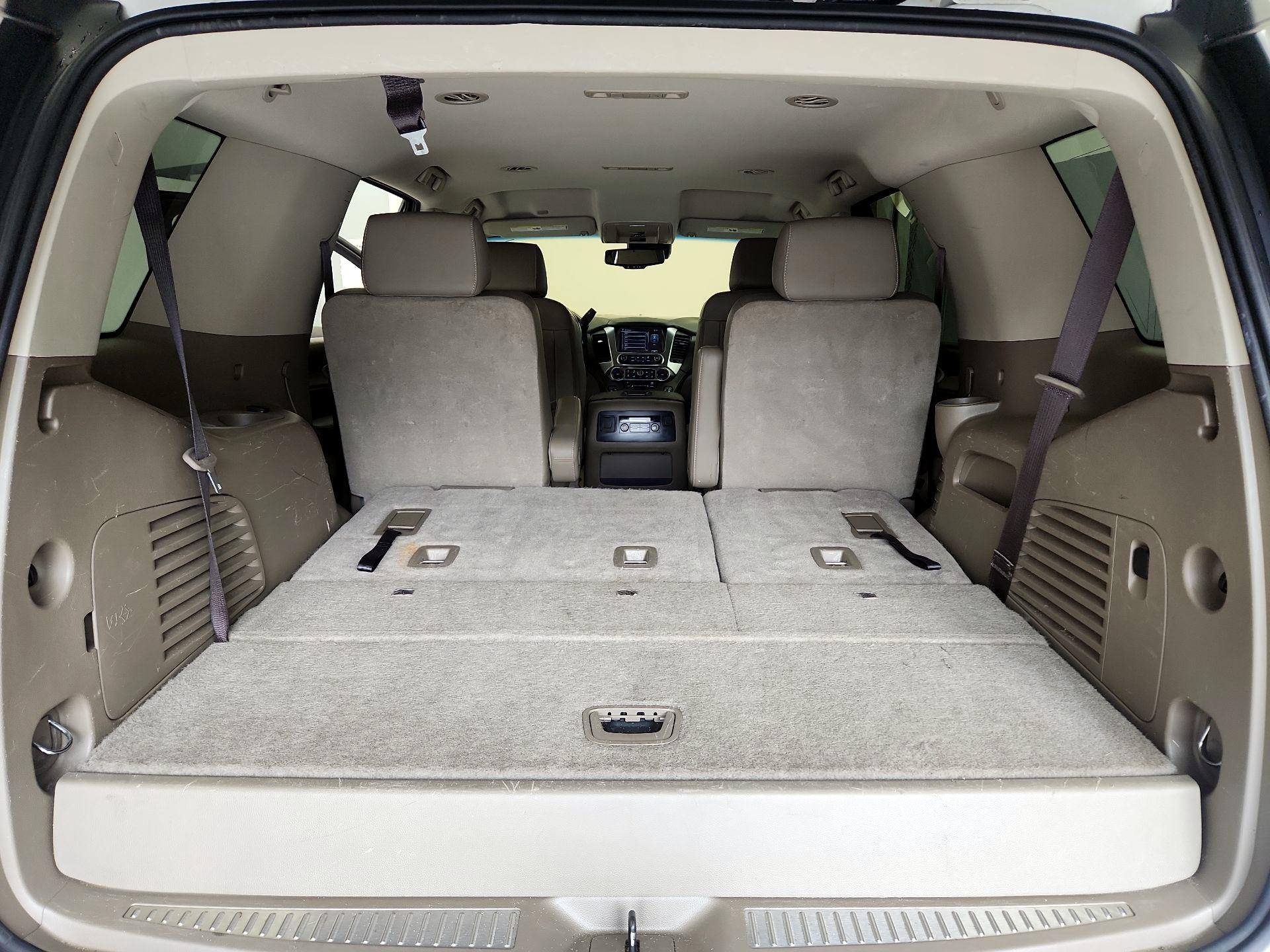 Thumbnail: 2017 Chevrolet Tahoe - 20