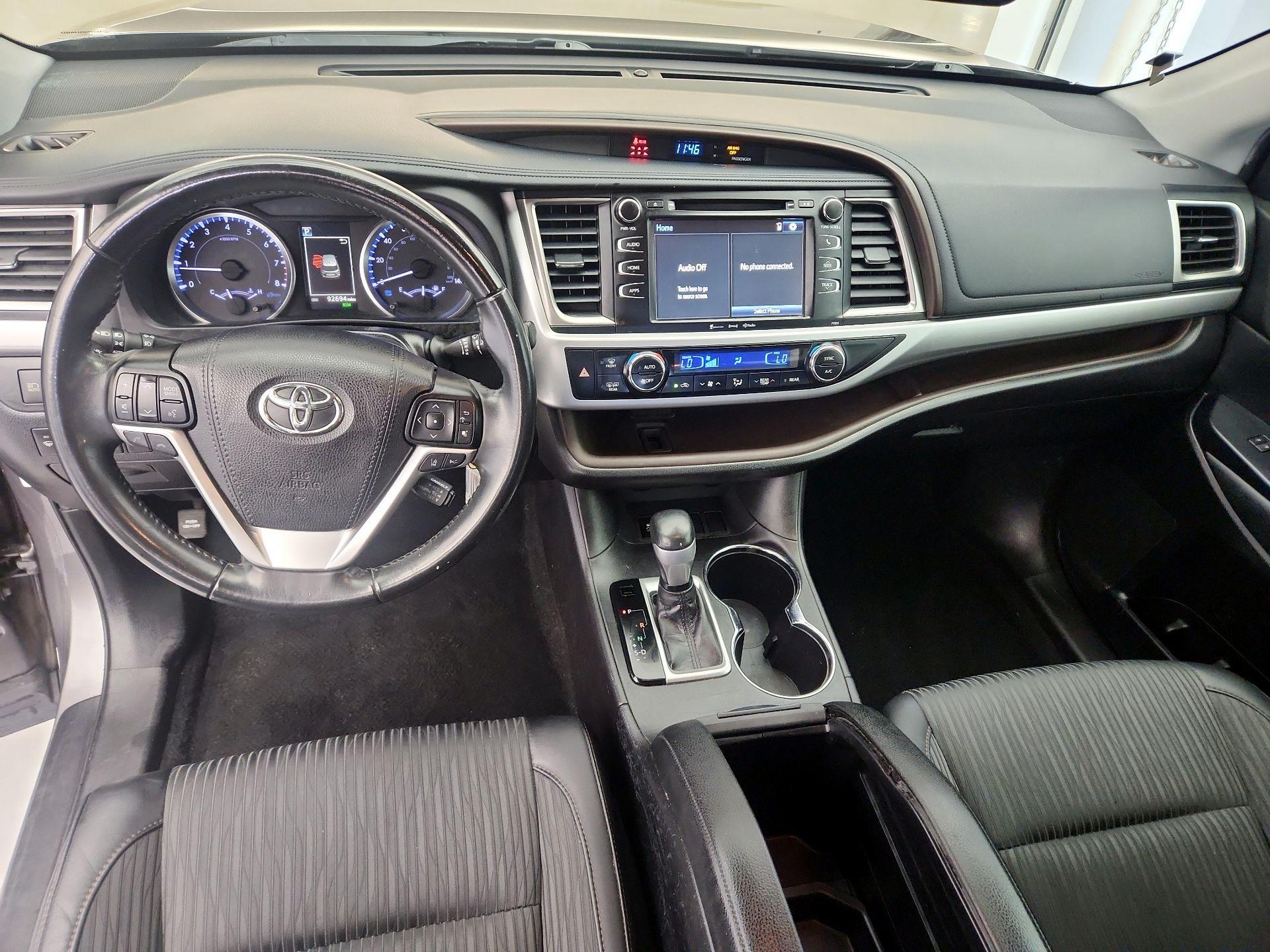 Thumbnail: 2019 Toyota Highlander - 9