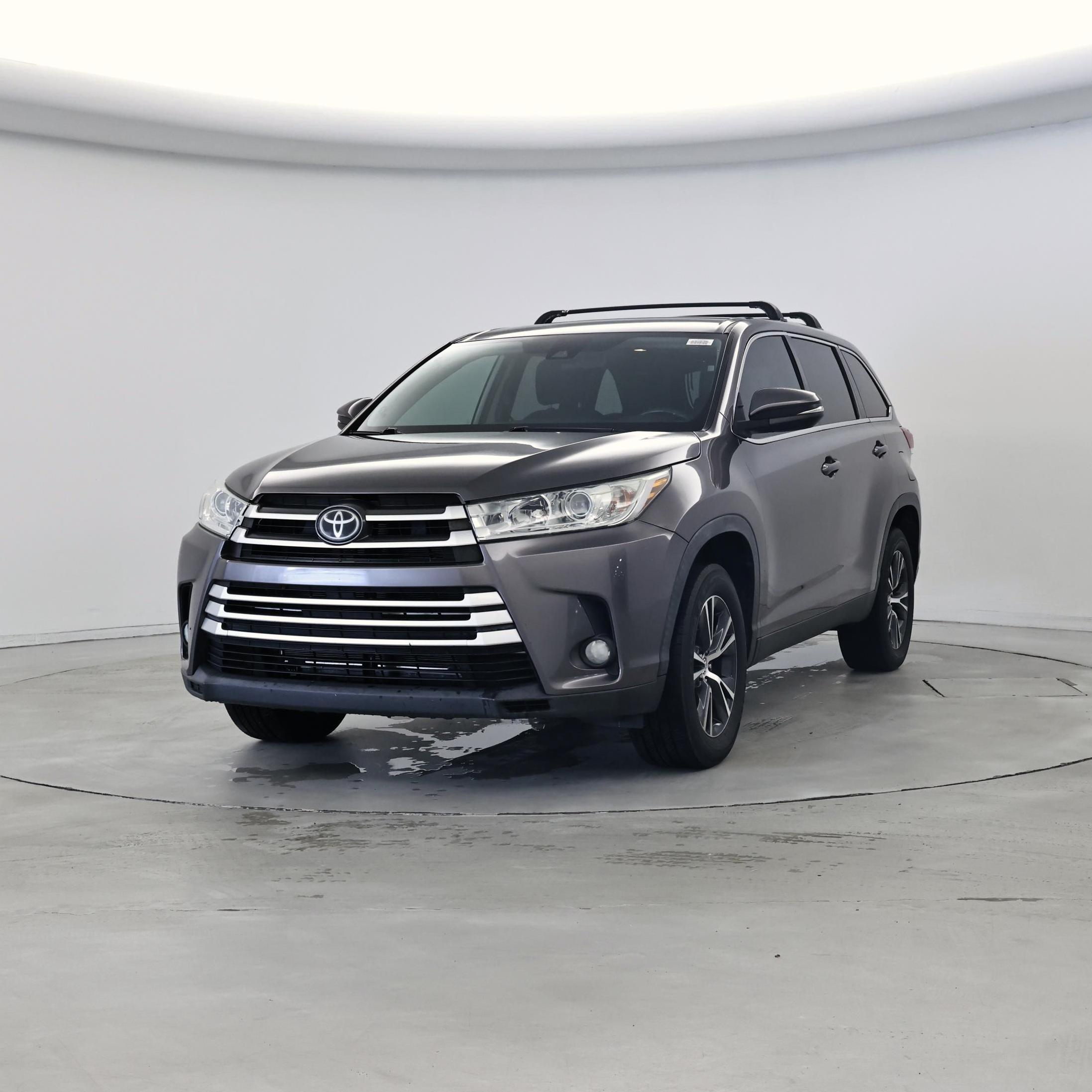 Thumbnail: 2019 Toyota Highlander - 4