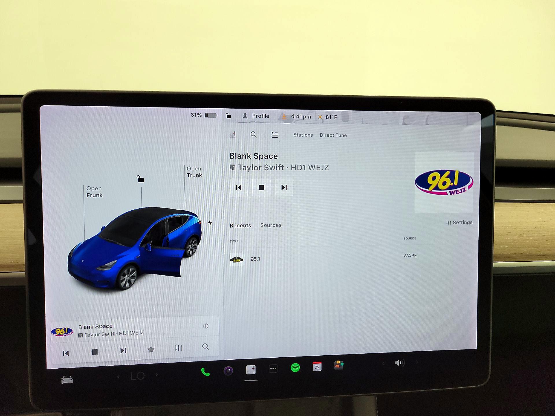 Thumbnail: 2021 Tesla Model Y - 15