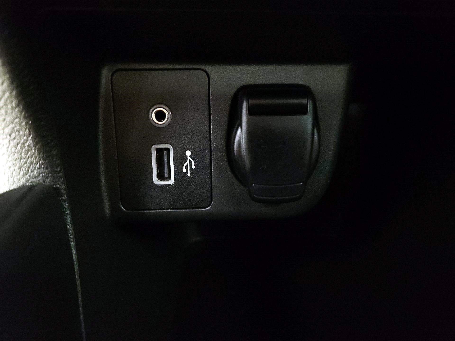 Thumbnail: 2020 Nissan Versa - 18