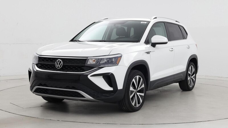 2022 Volkswagen Taos SE 4
