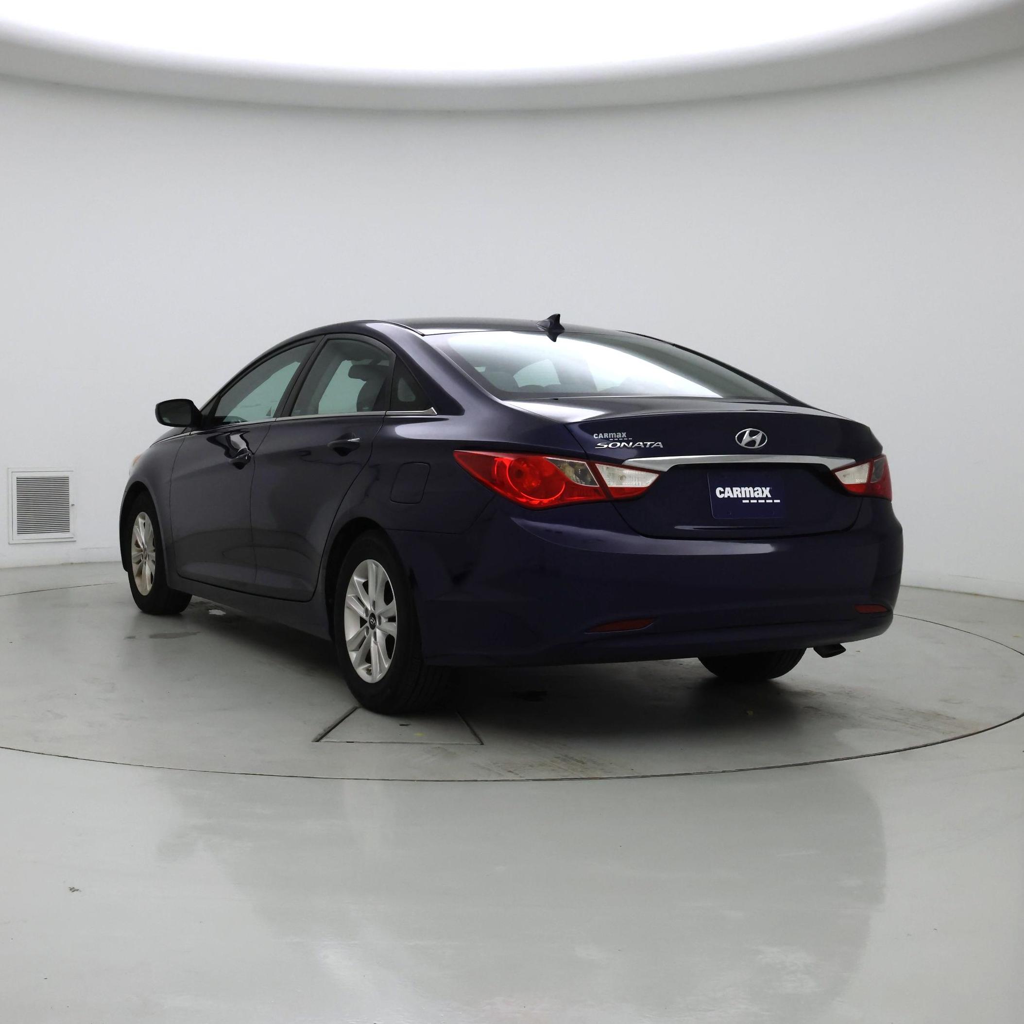 Thumbnail: 2013 Hyundai Sonata - 2
