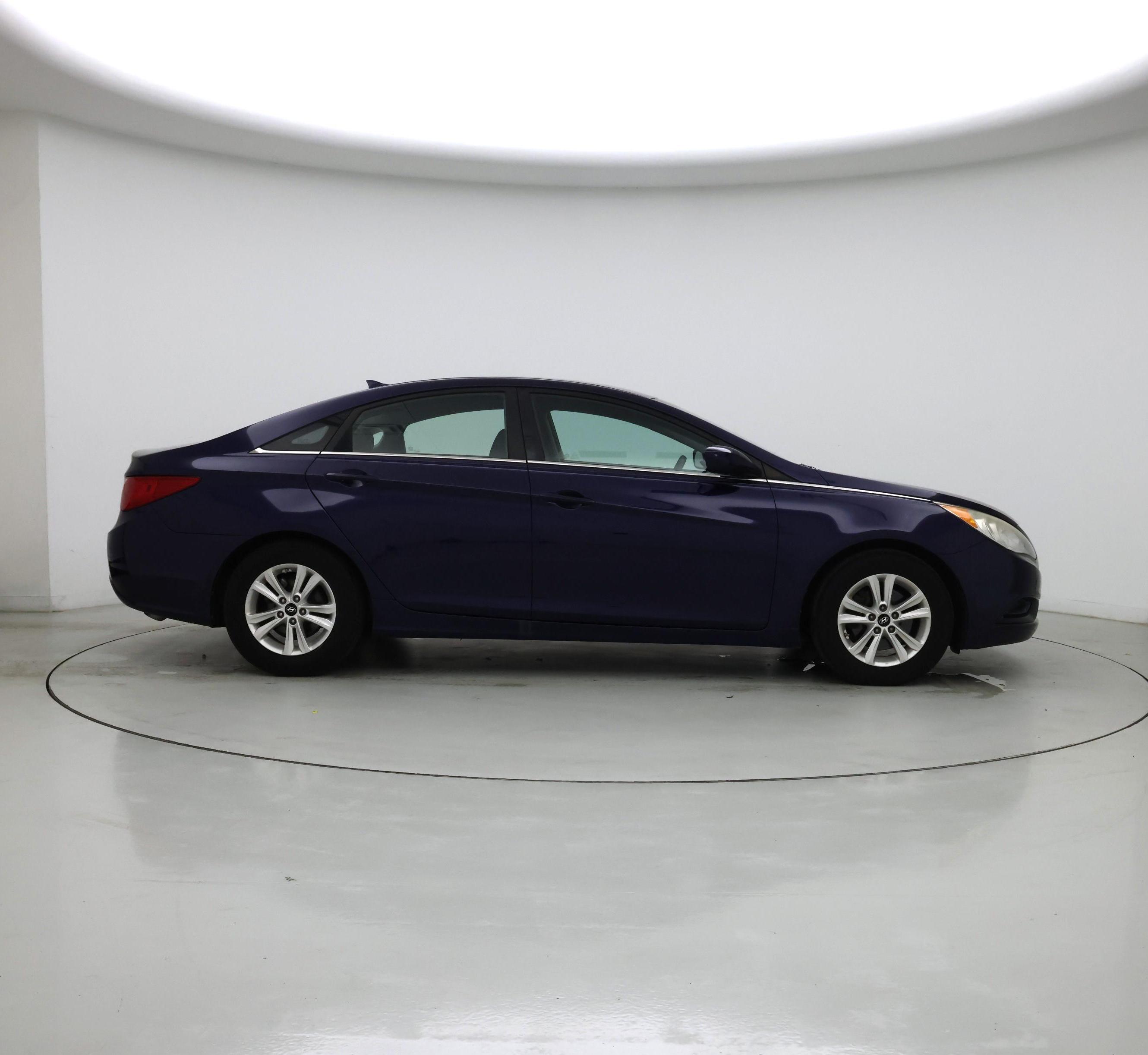 Thumbnail: 2013 Hyundai Sonata - 7