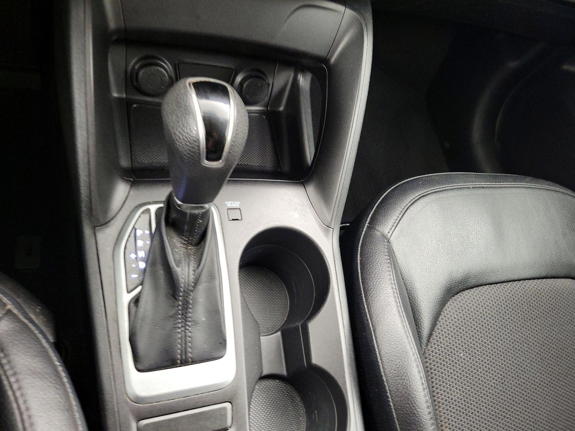 Thumbnail: 2015 Hyundai Tucson - 17