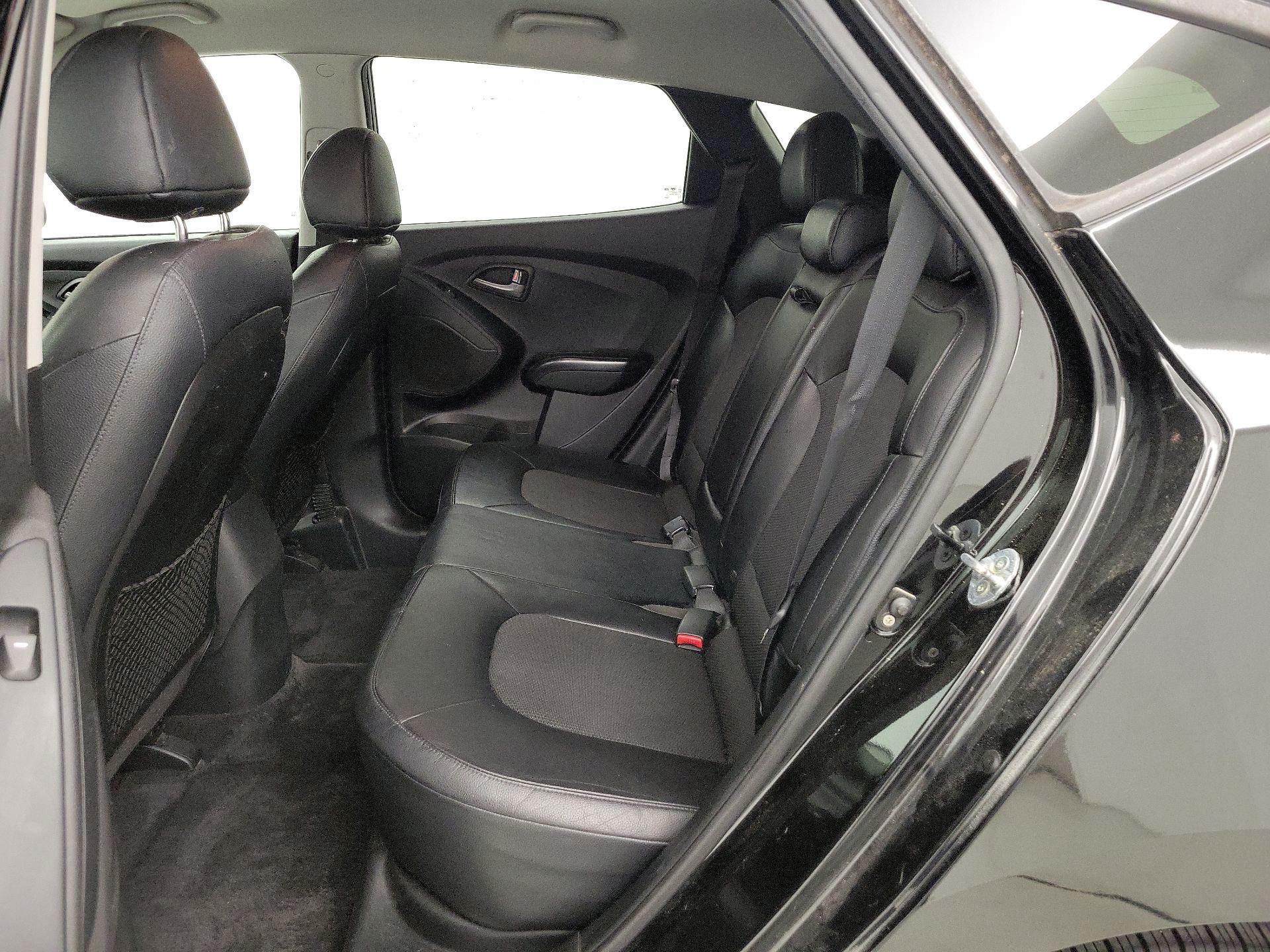 Thumbnail: 2015 Hyundai Tucson - 19