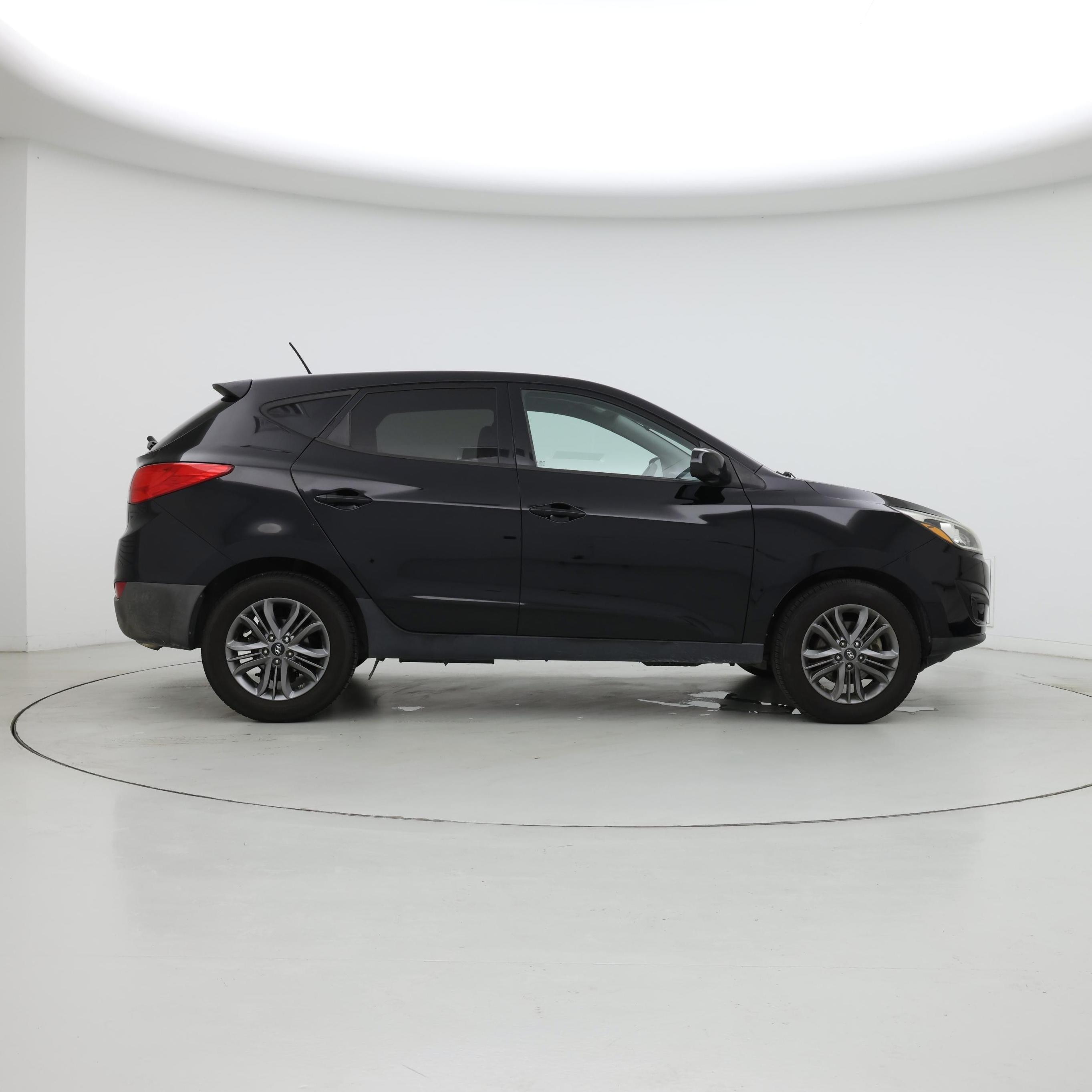 Thumbnail: 2015 Hyundai Tucson - 7