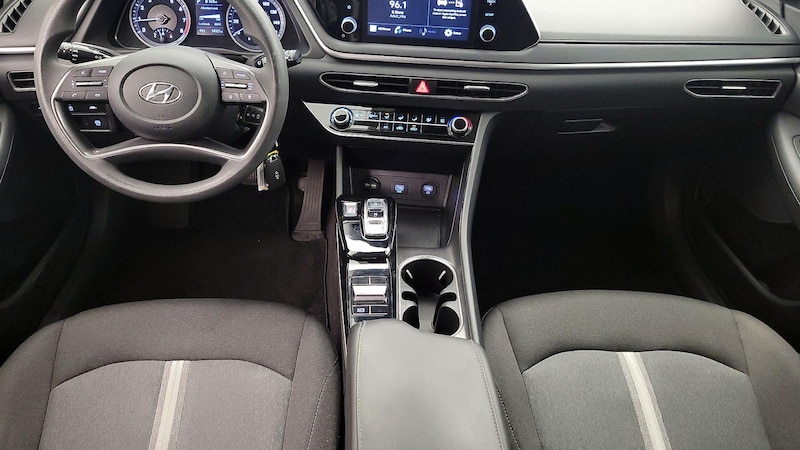2021 Hyundai Sonata SE 9
