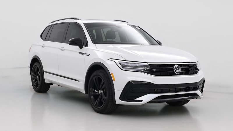 2023 Volkswagen Tiguan SE R-Line Black Hero Image