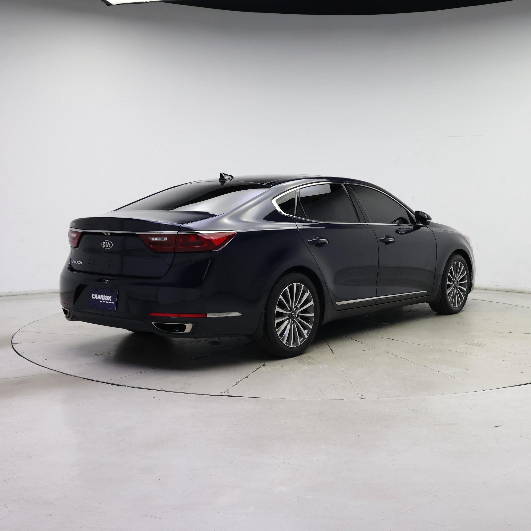 Thumbnail: 2018 Kia Cadenza - 8