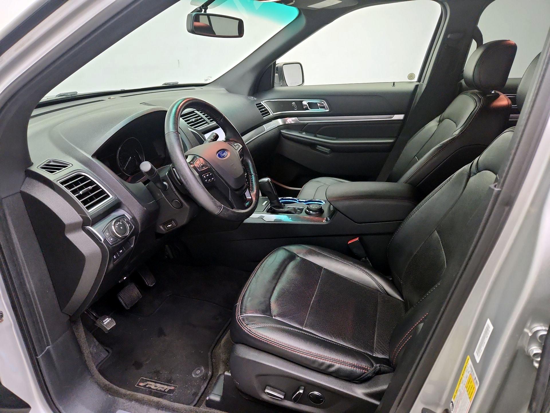 Thumbnail: 2016 Ford Explorer - 11