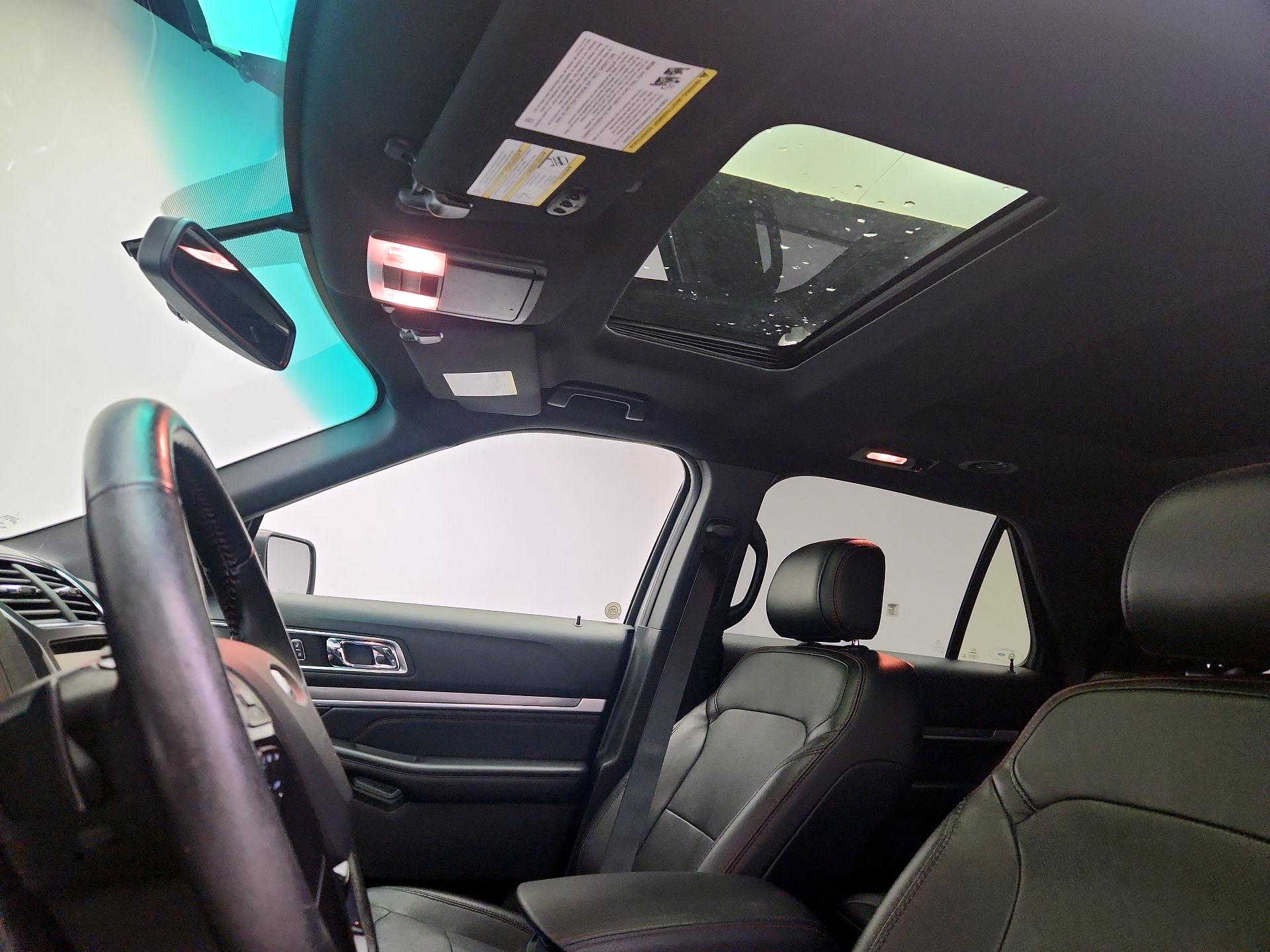 Thumbnail: 2016 Ford Explorer - 19