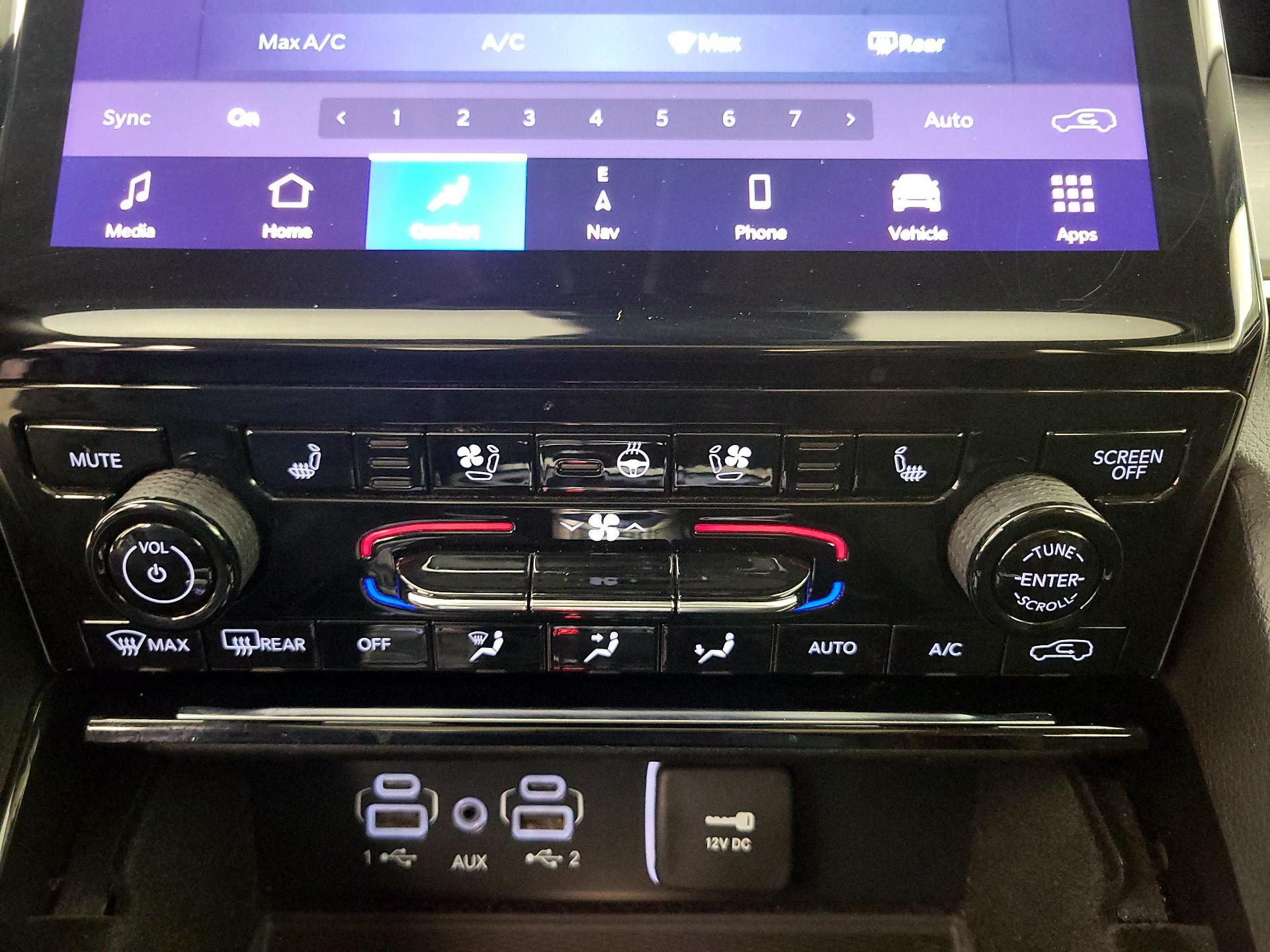 Thumbnail: 2021 Jeep Grand Cherokee L - 17