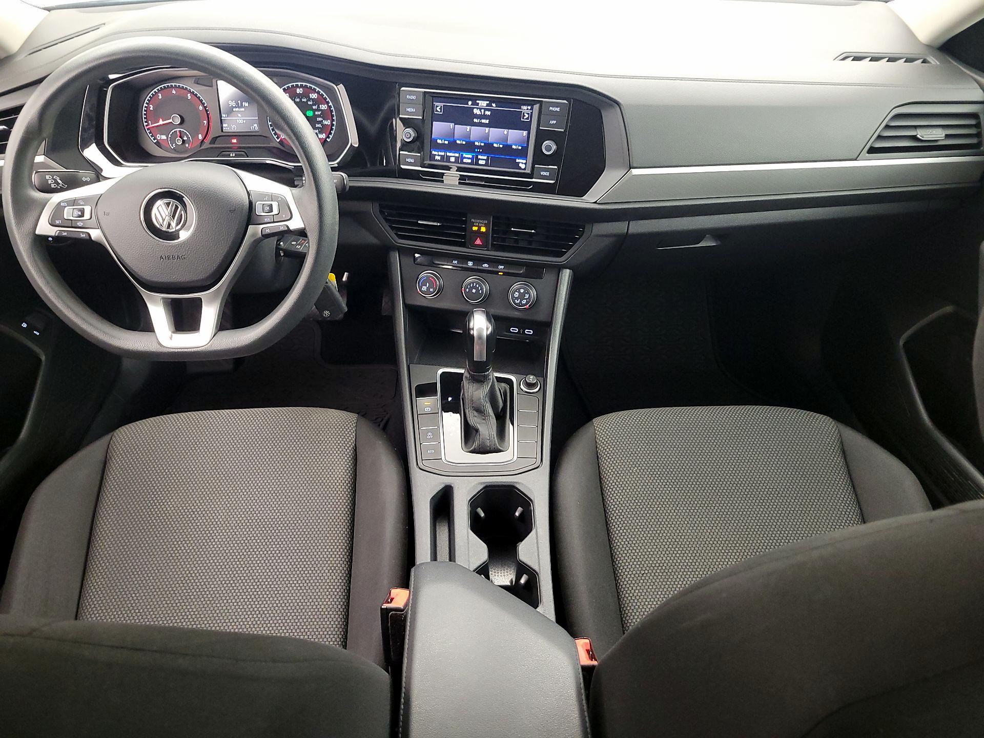 Thumbnail: 2021 Volkswagen Jetta - 9