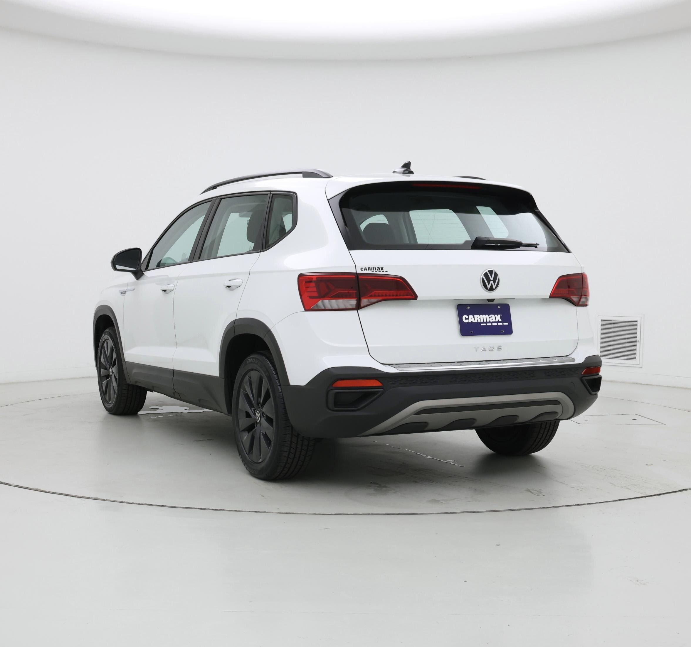 Thumbnail: 2023 Volkswagen Taos - 2