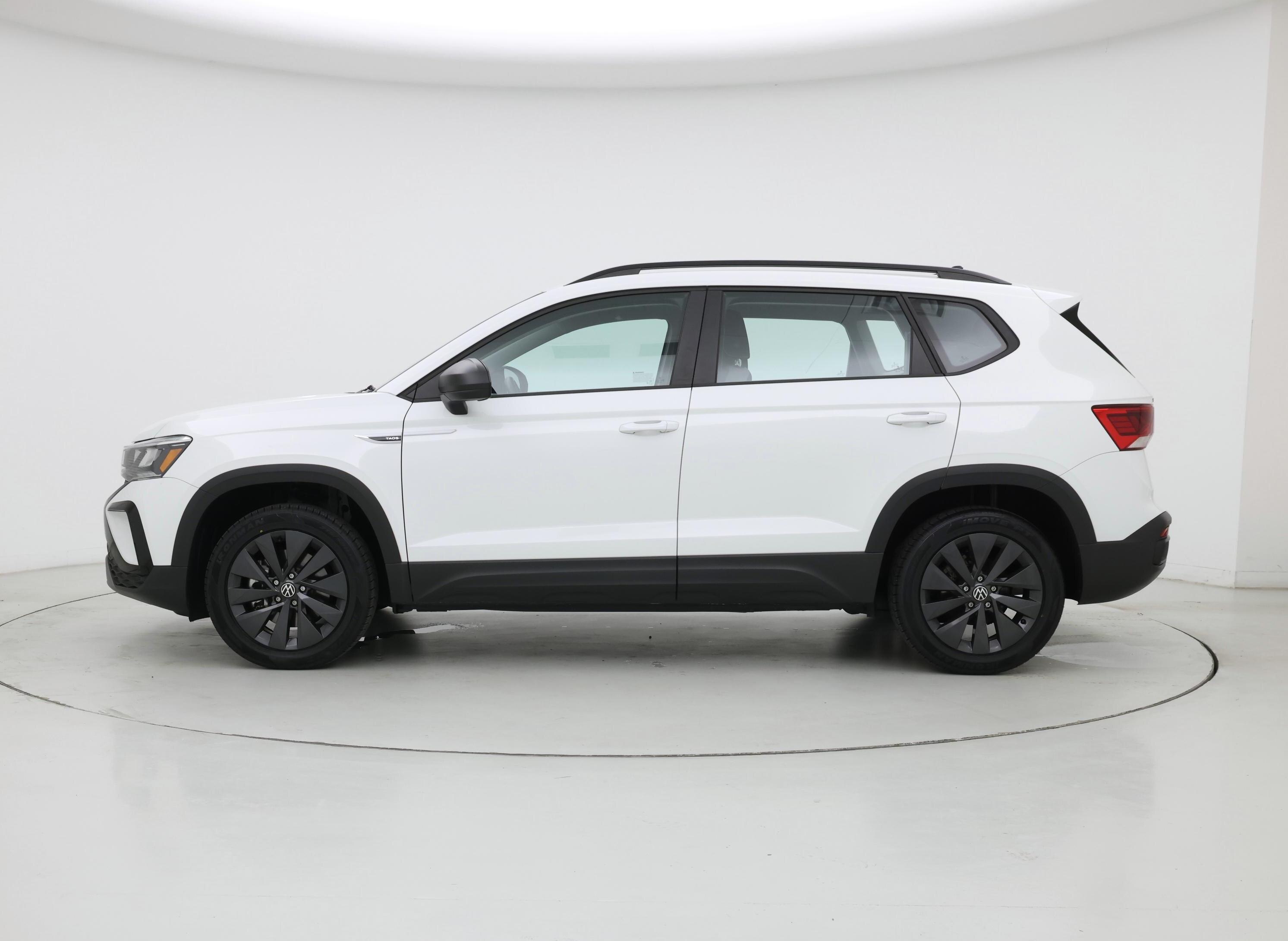 Thumbnail: 2023 Volkswagen Taos - 3