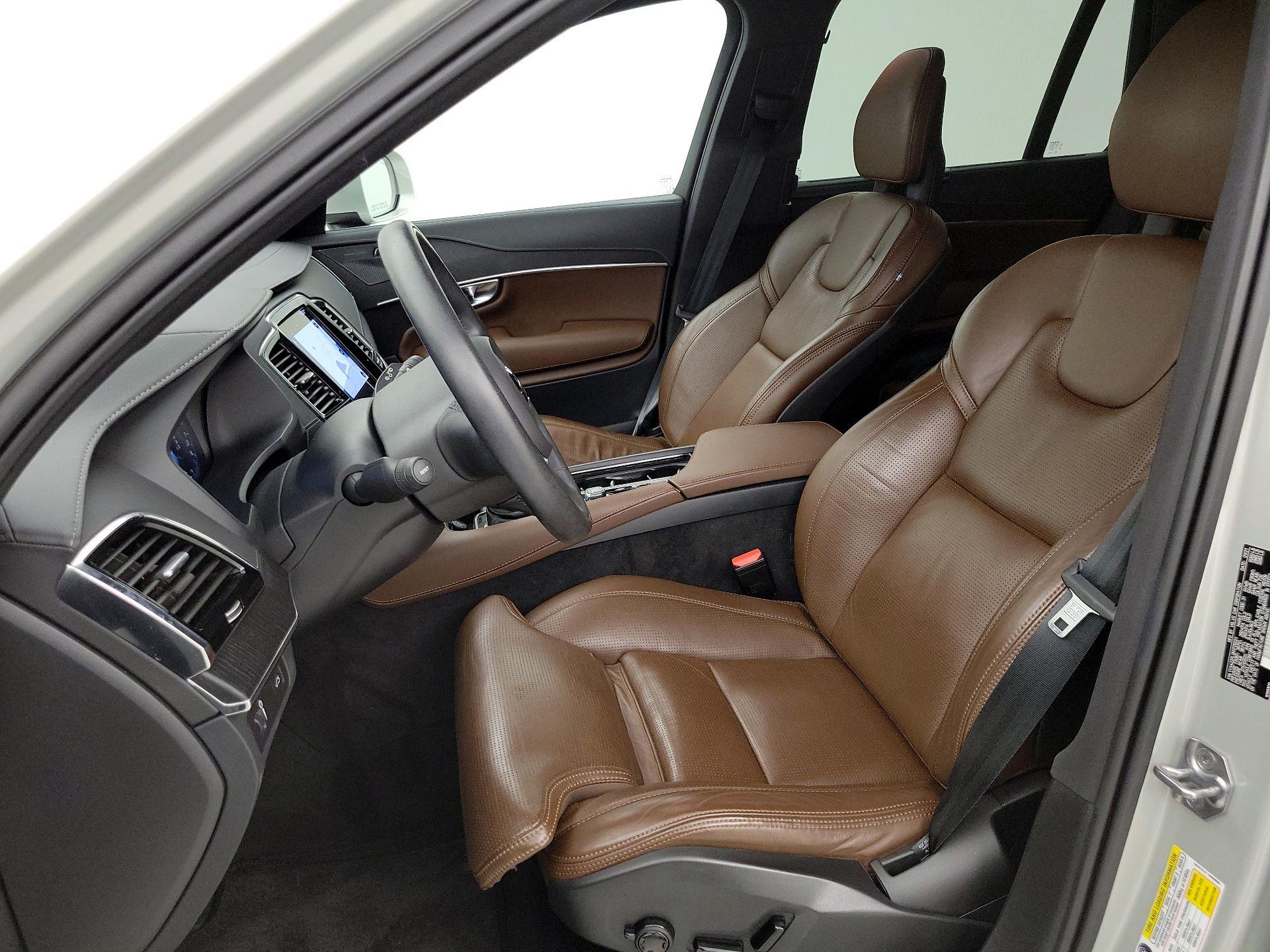 Thumbnail: 2021 Volvo XC90 - 11