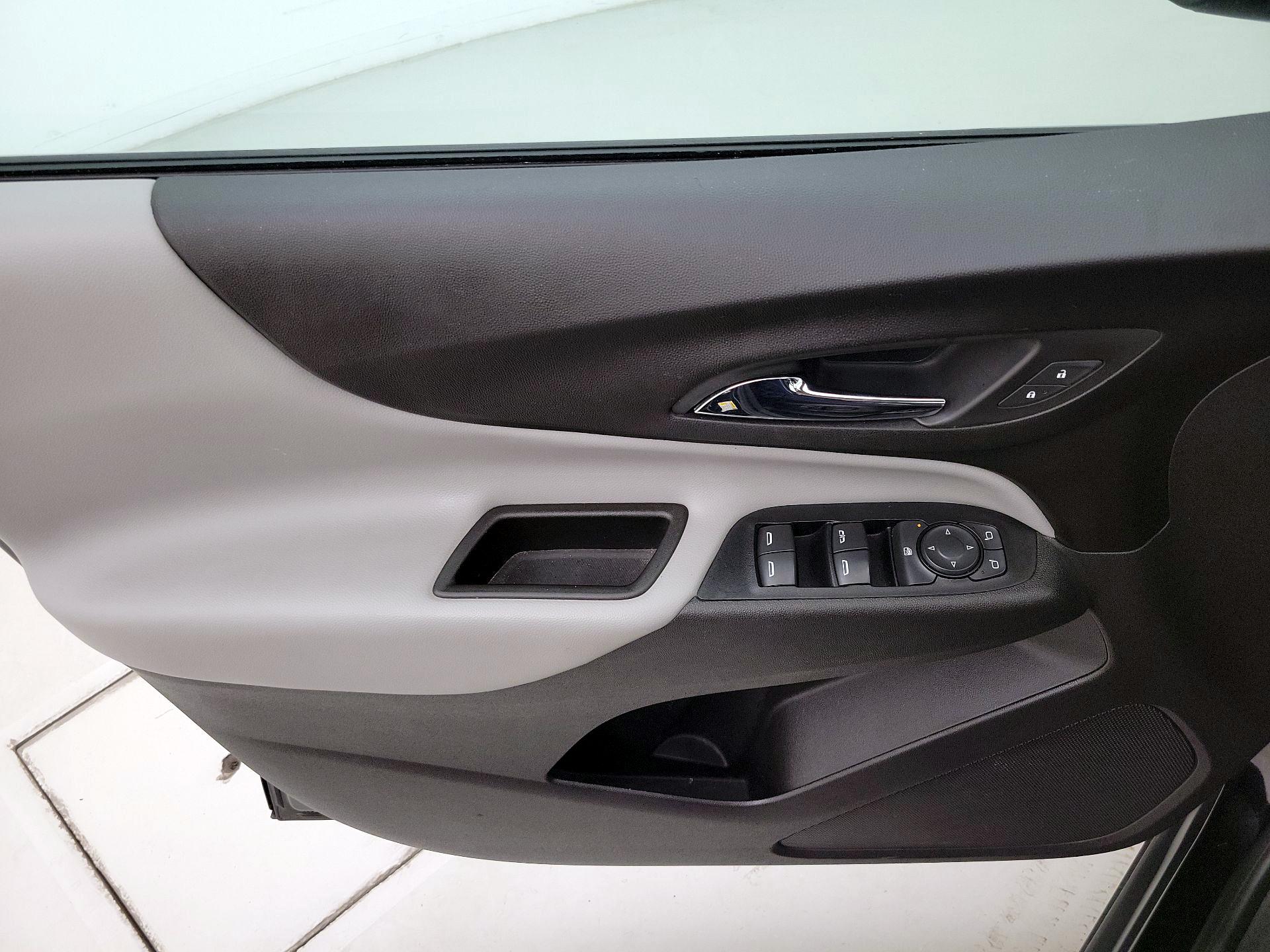 Thumbnail: 2020 Chevrolet Equinox - 12