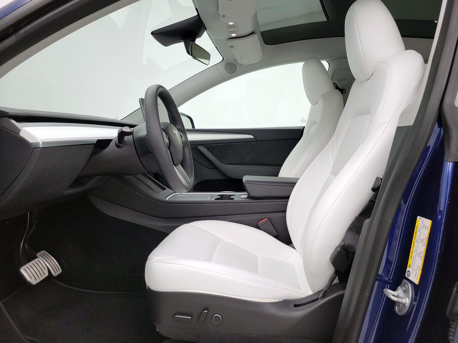 Thumbnail: 2023 Tesla Model Y - 11