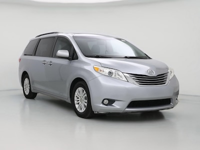 Silver 2016 Toyota Sienna XLE